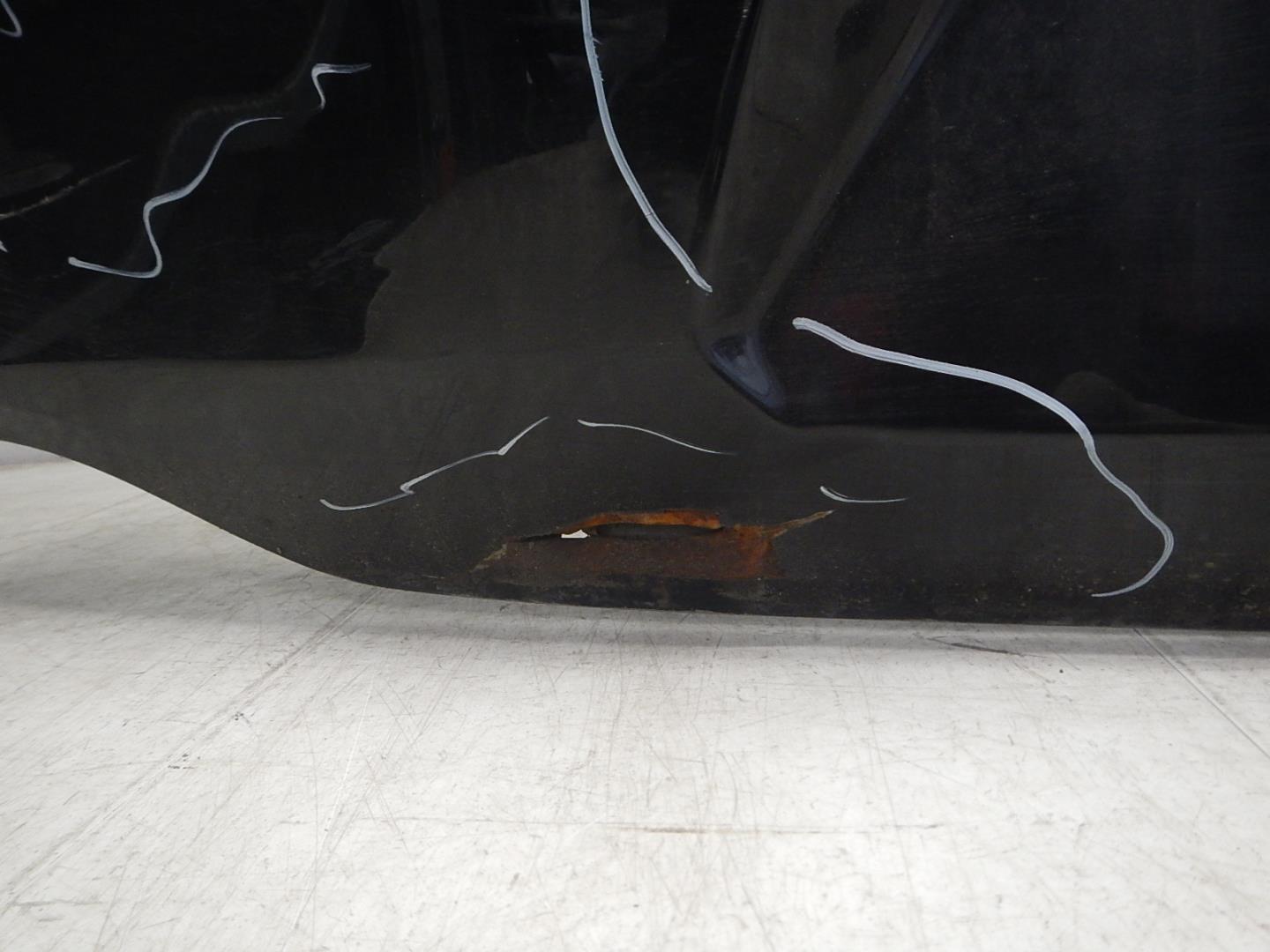 Дверь багажника