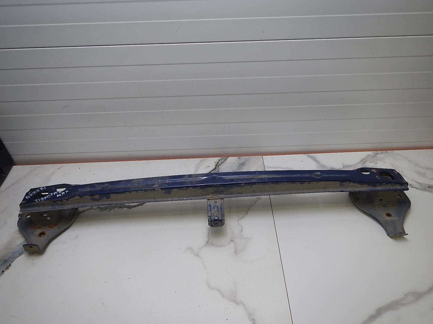 Усилитель заднего бампера