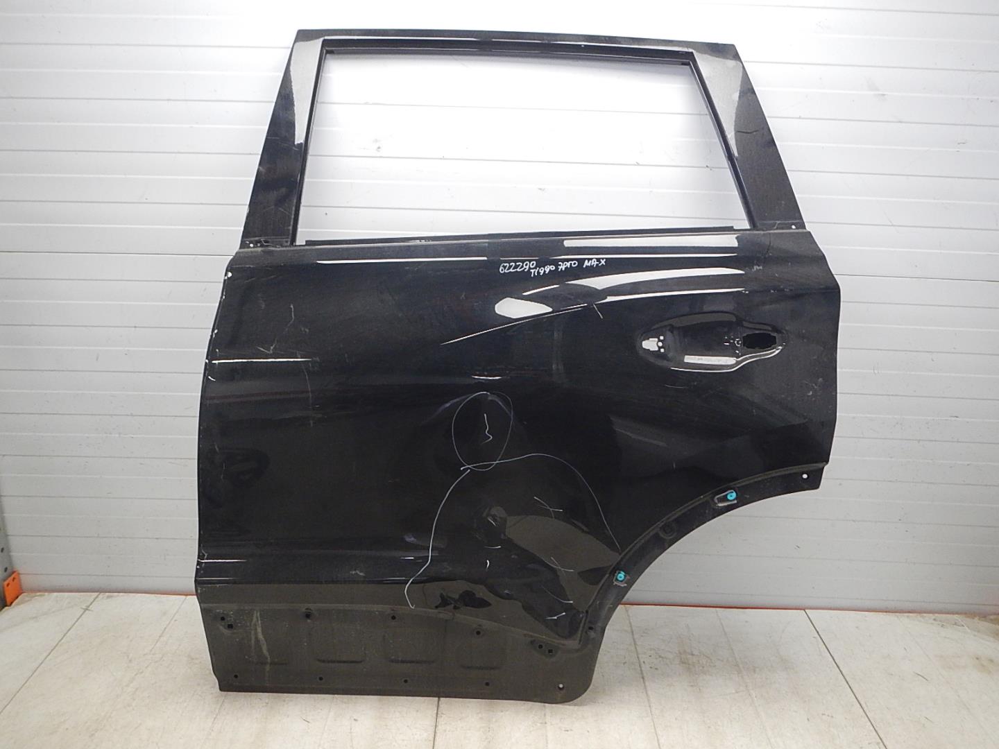 Дверь задняя левая