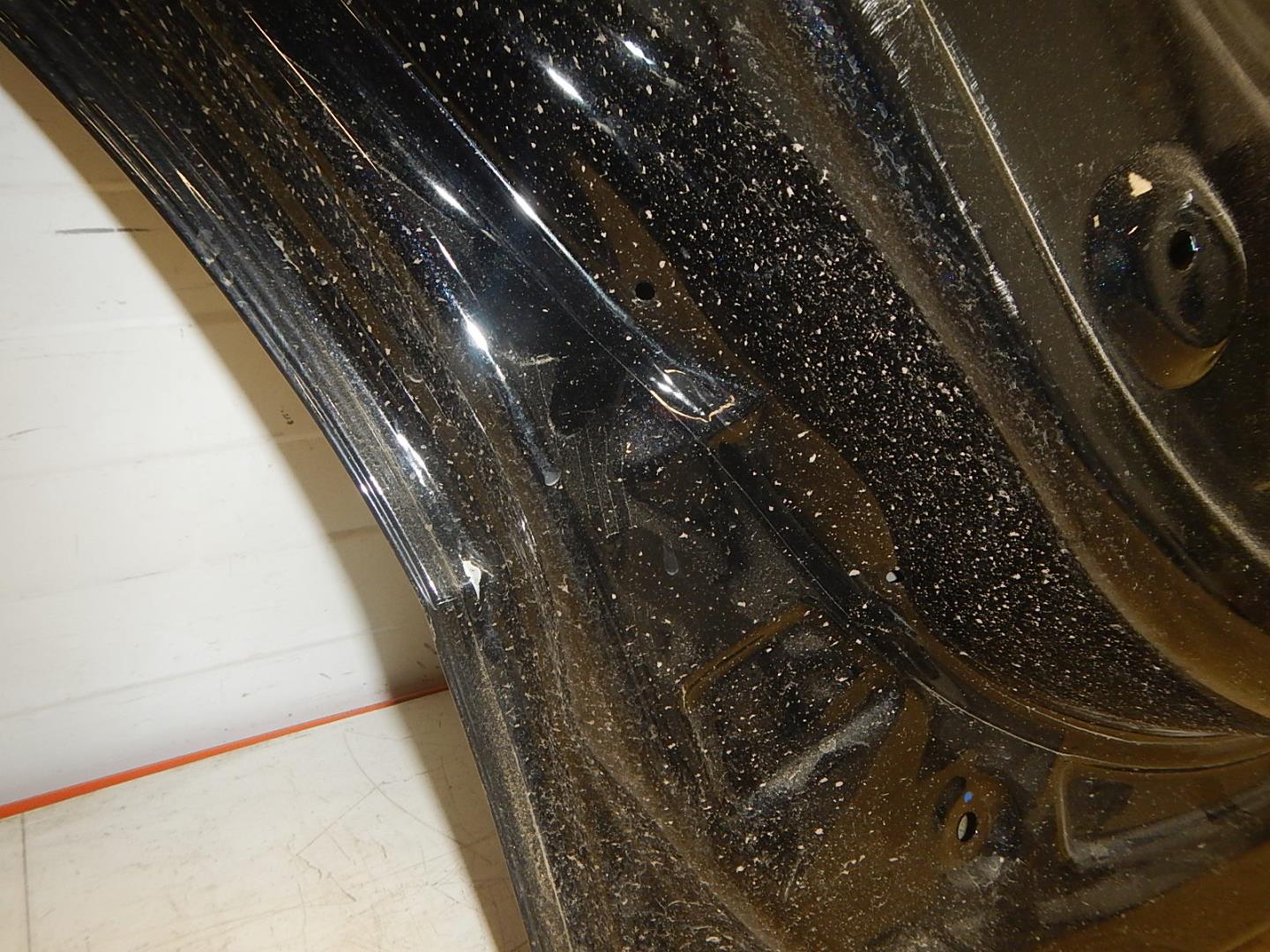 Дверь задняя левая