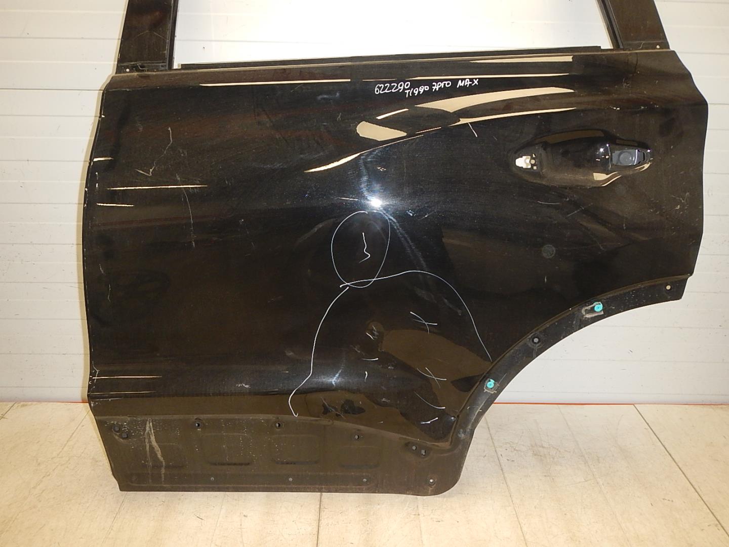 Дверь задняя левая