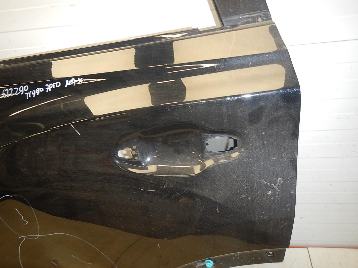 Дверь задняя левая