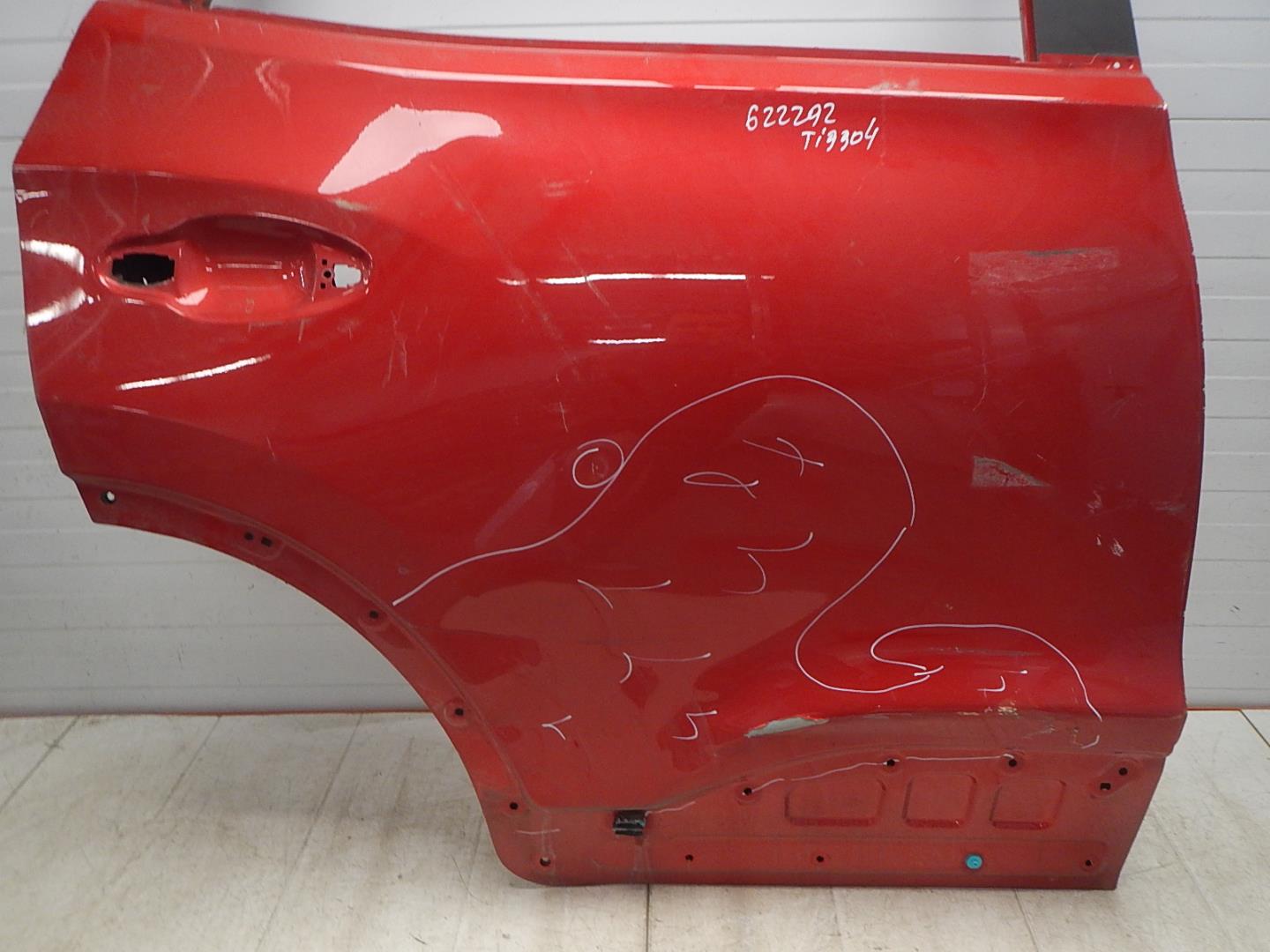 Дверь задняя правая