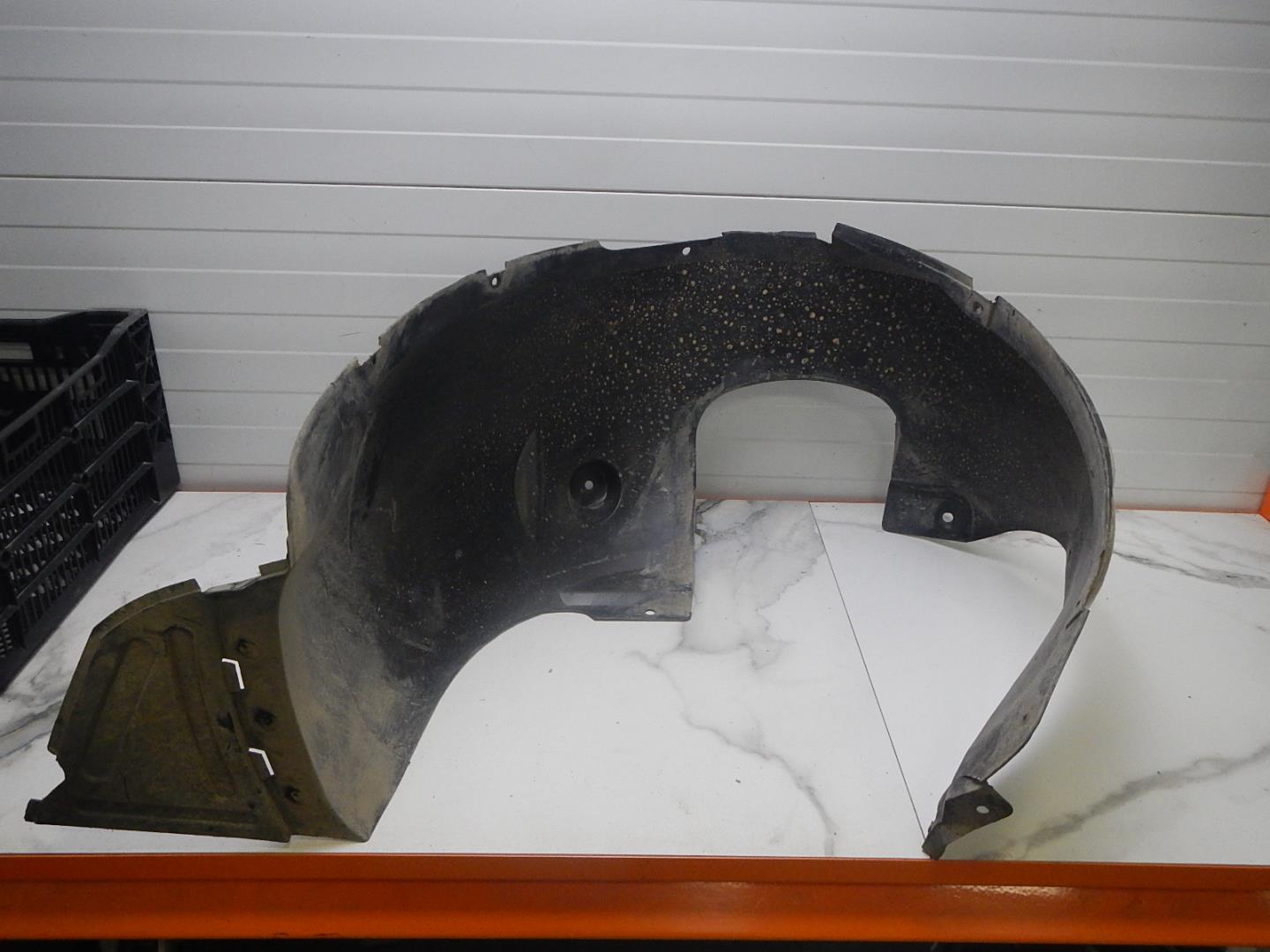 Локер передний левый