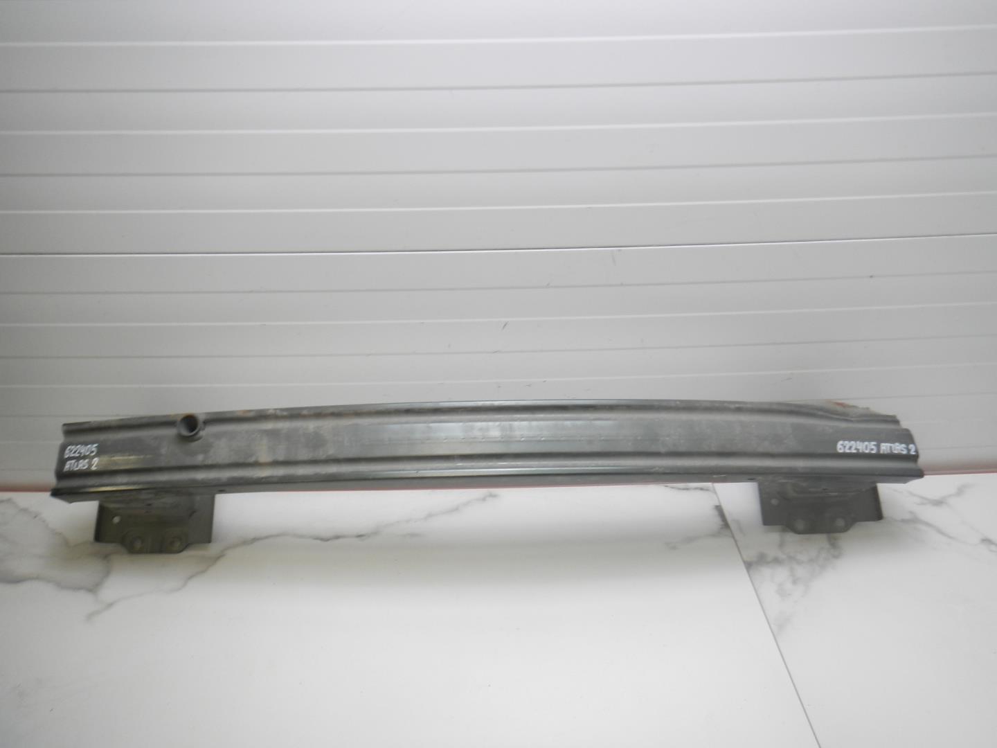 Усилитель заднего бампера