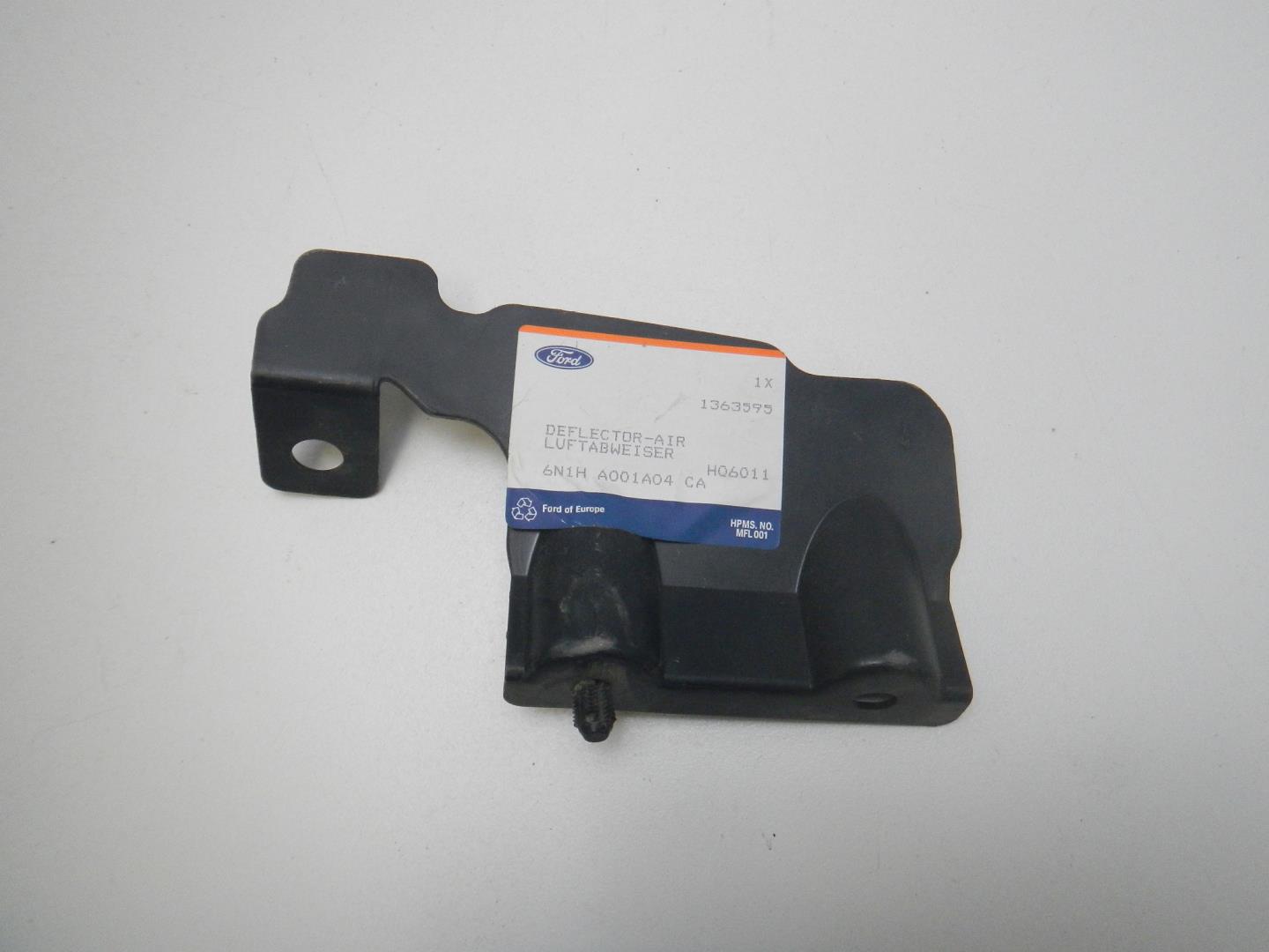 Воздуховод радиатора левый