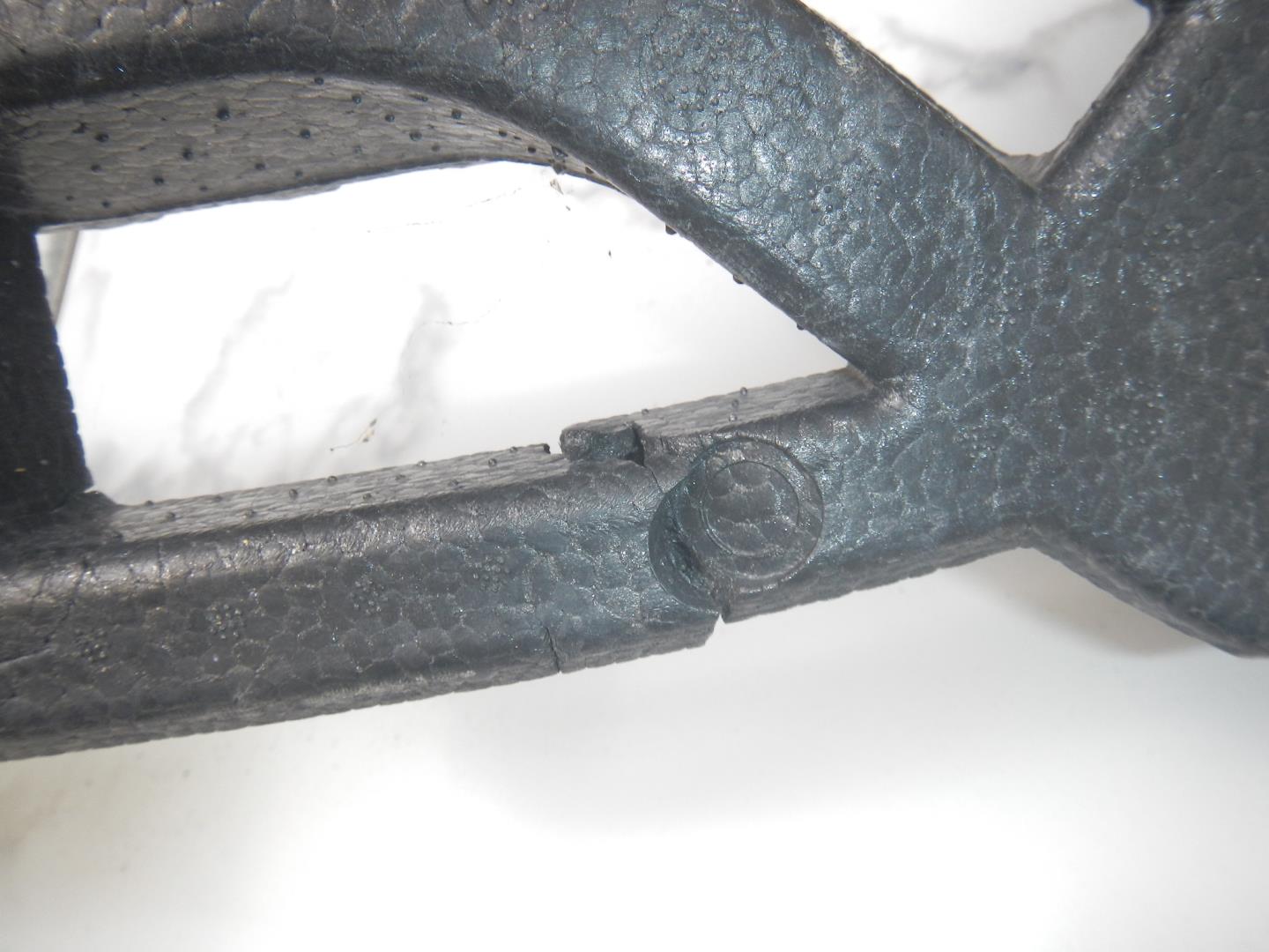 Наполнитель переднего бампера