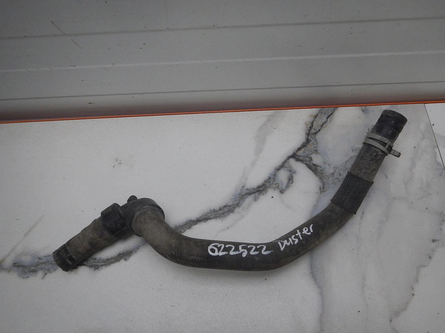 Патрубок отопителя