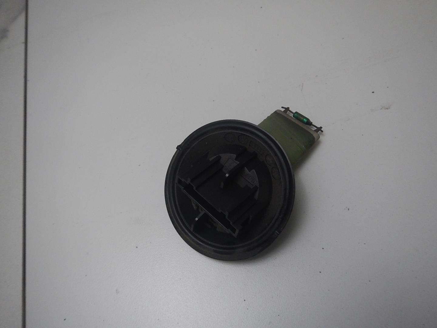 Резистор отопителя