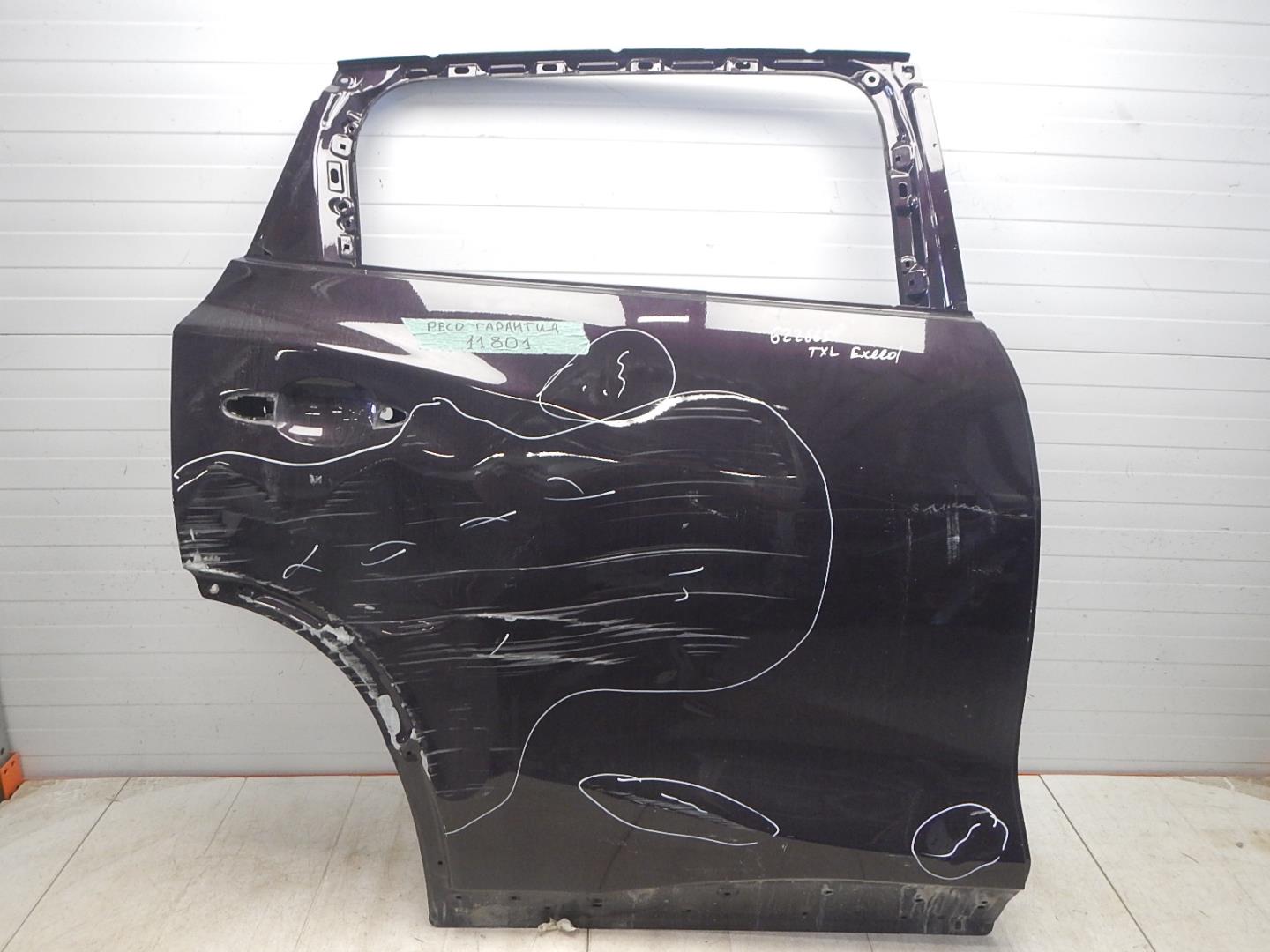 Дверь задняя правая