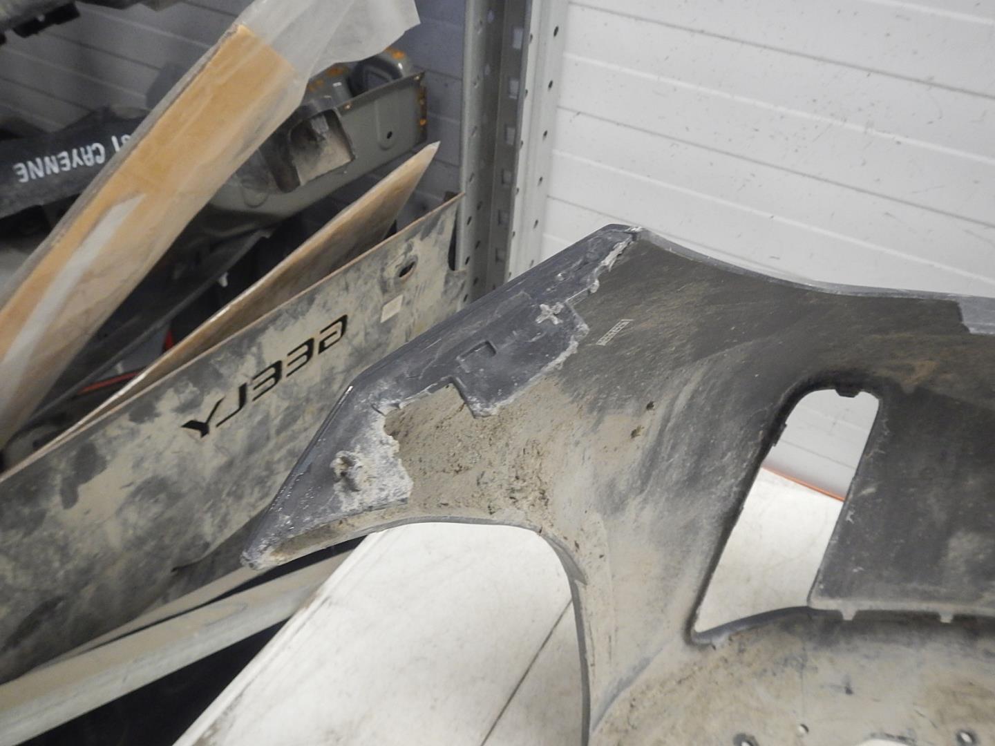 Бампер передний