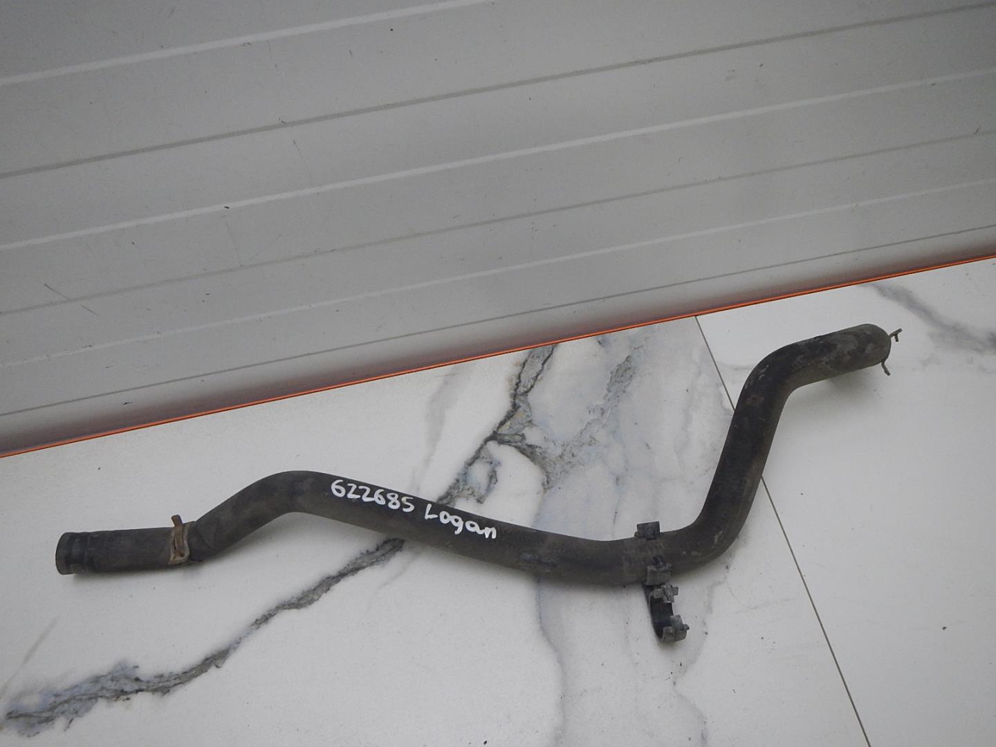 Патрубок отопителя