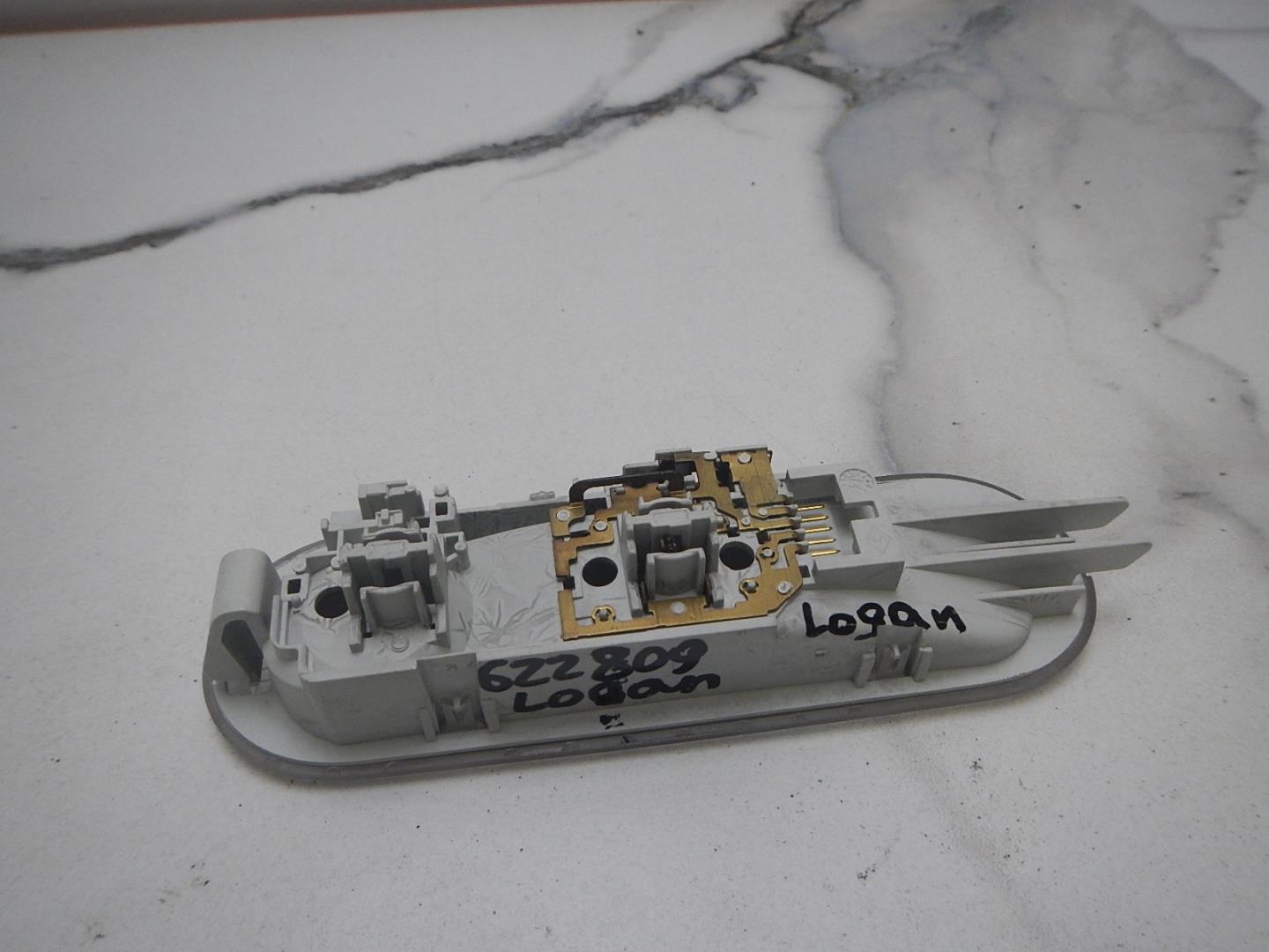 Плафон салонный