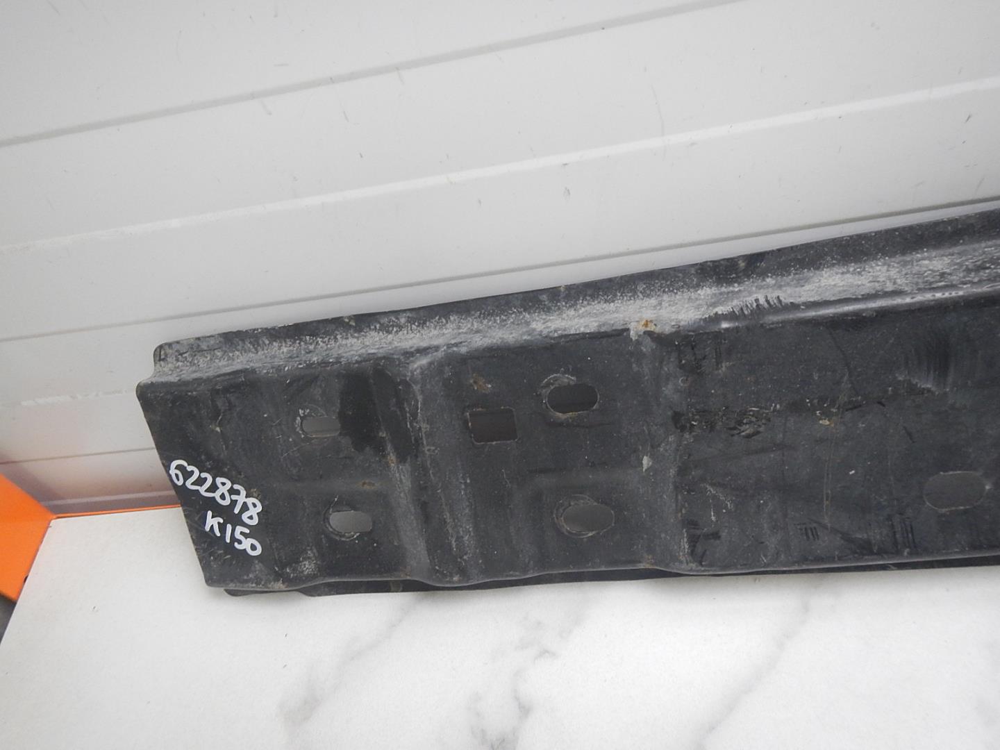 Усилитель заднего бампера