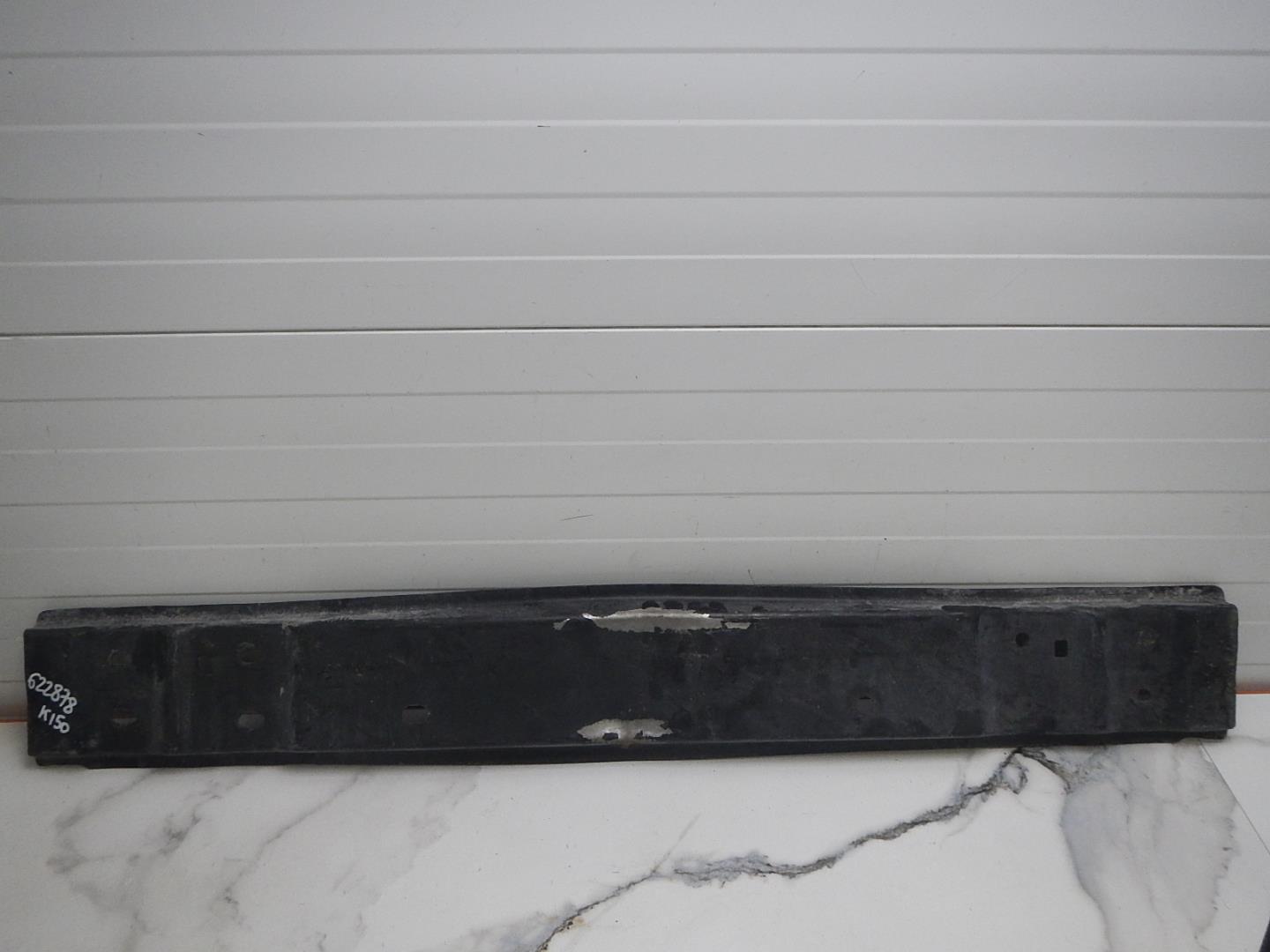 Усилитель заднего бампера