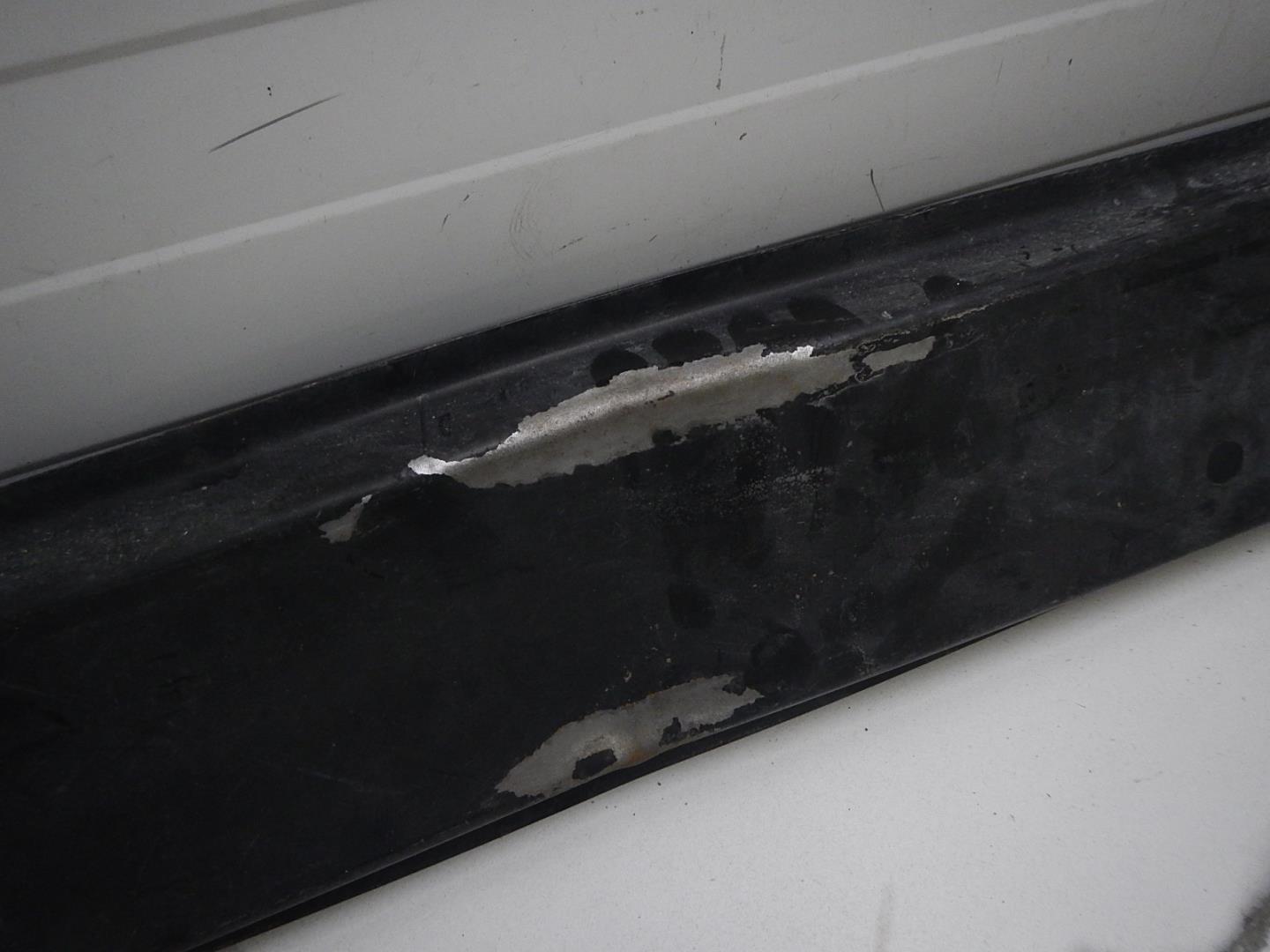 Усилитель заднего бампера