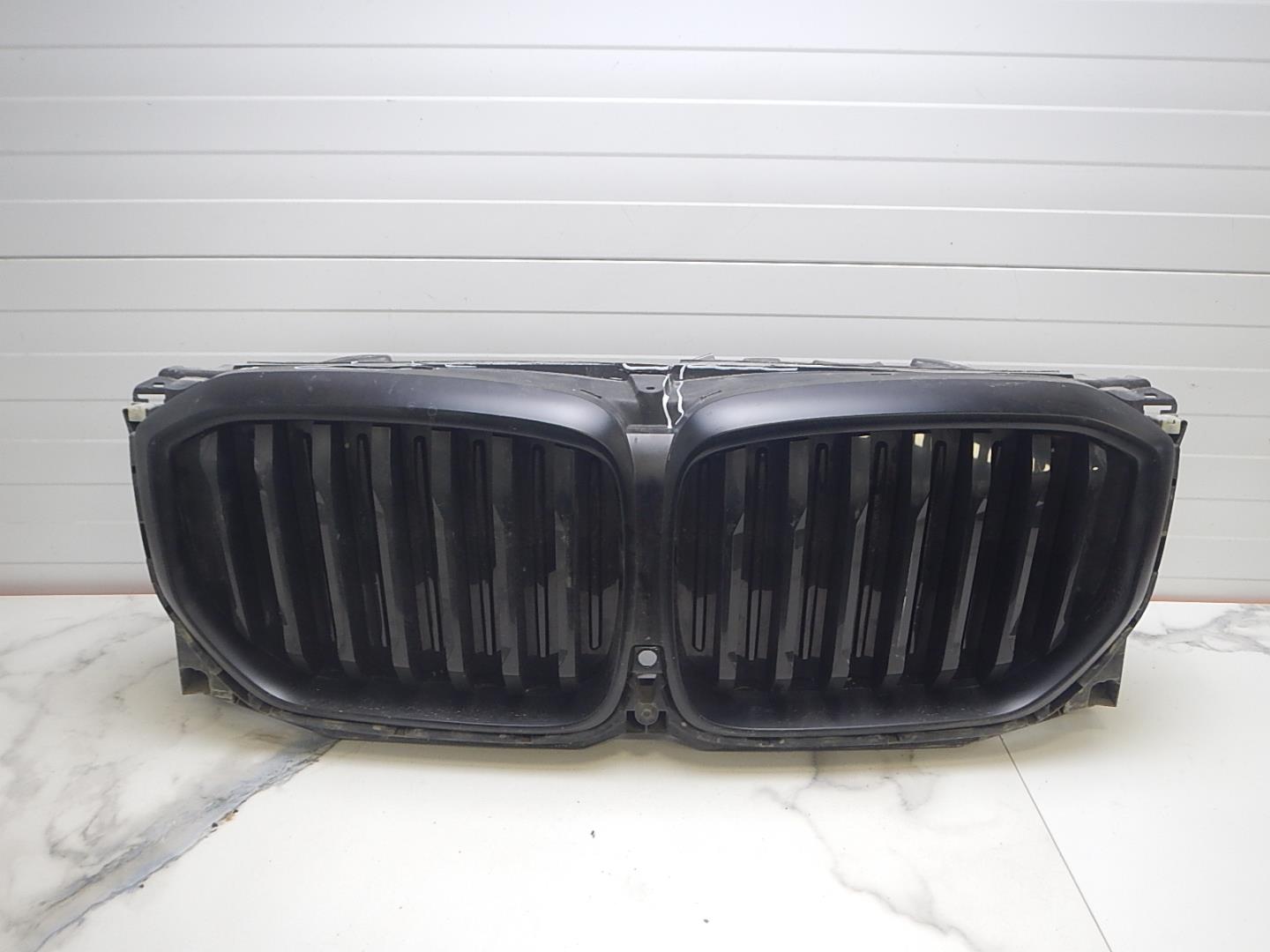 Решетка радиатора