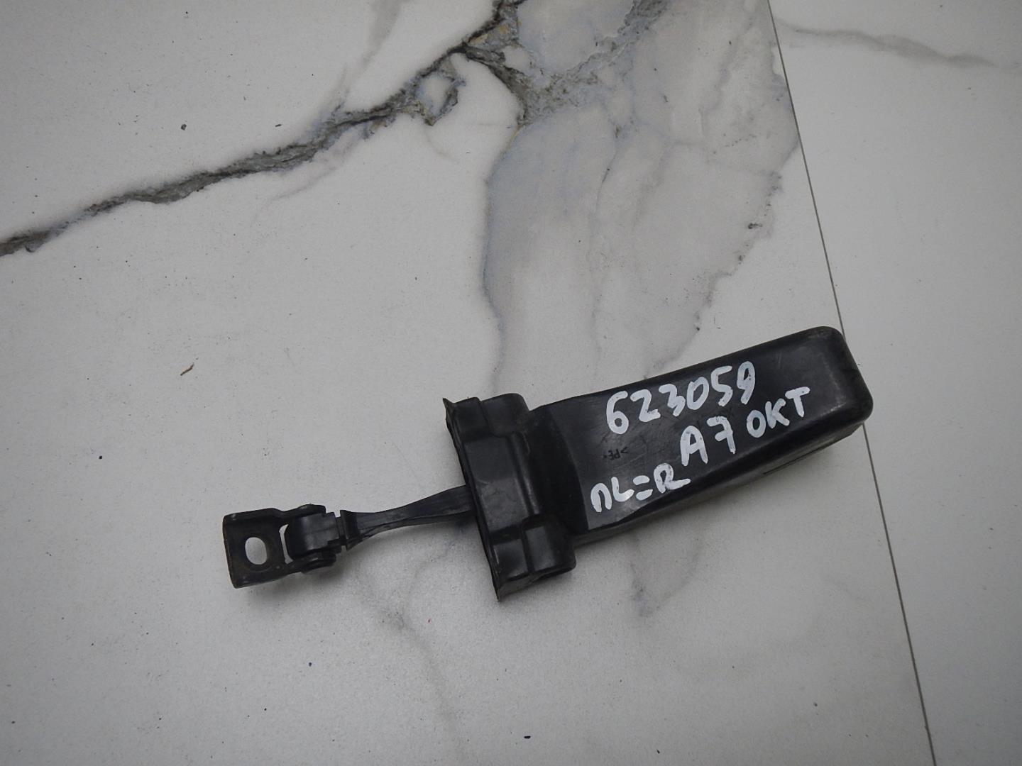 Ограничитель двери