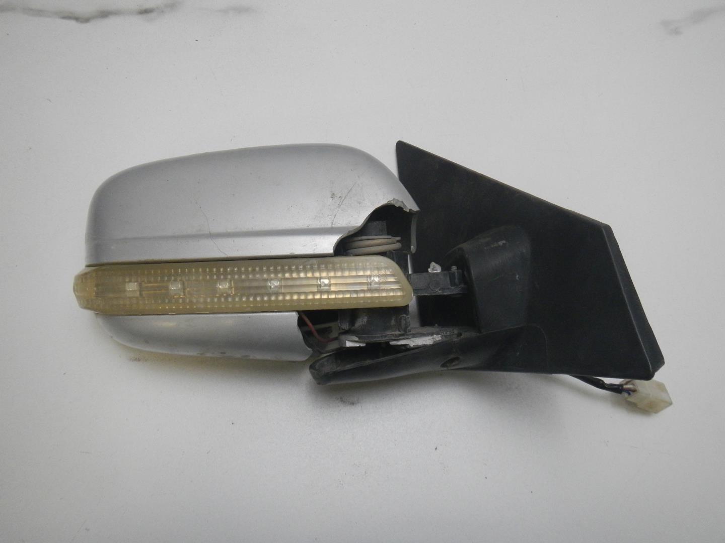 Зеркало правое электрическое