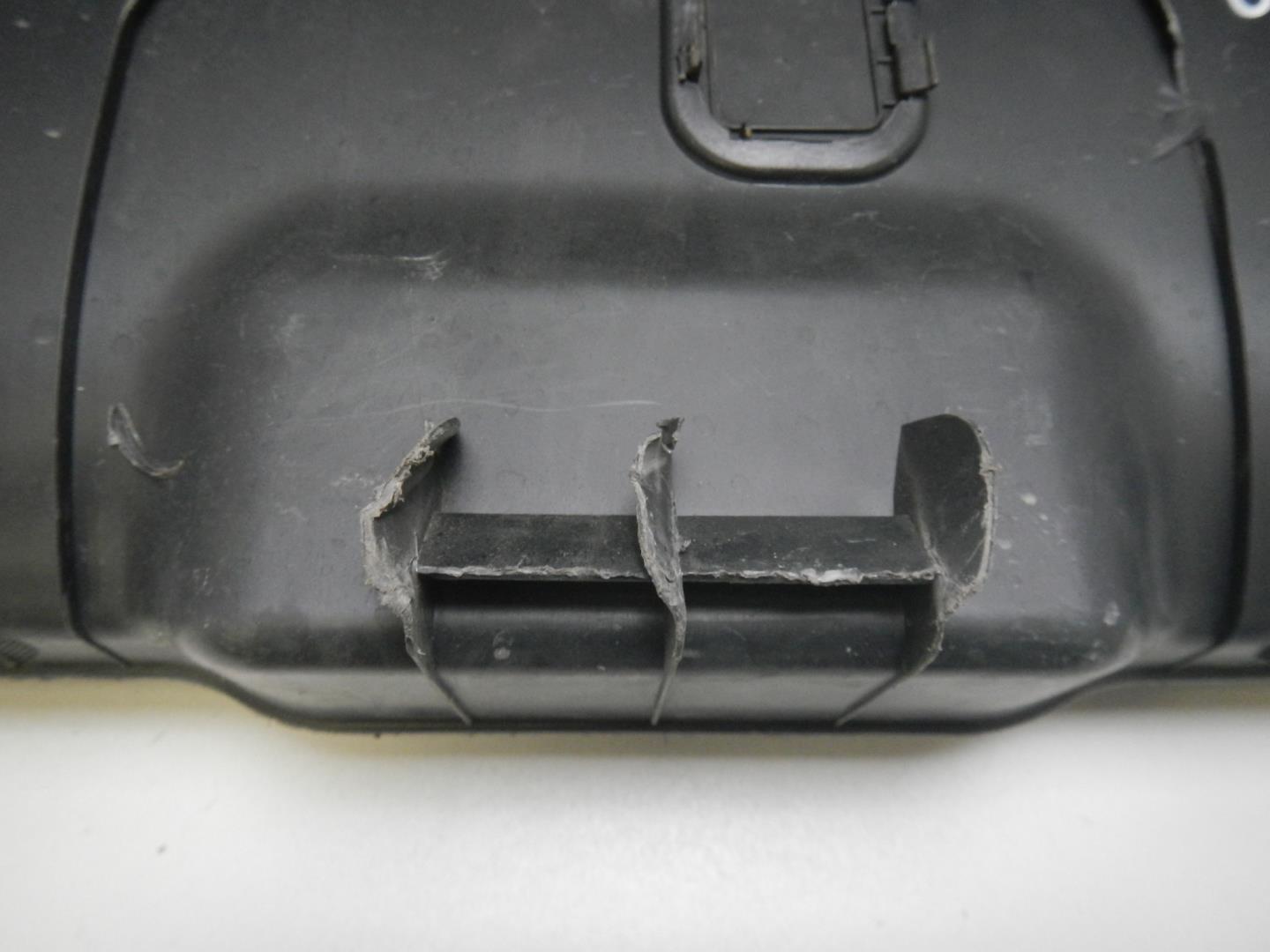 Обшивка багажника