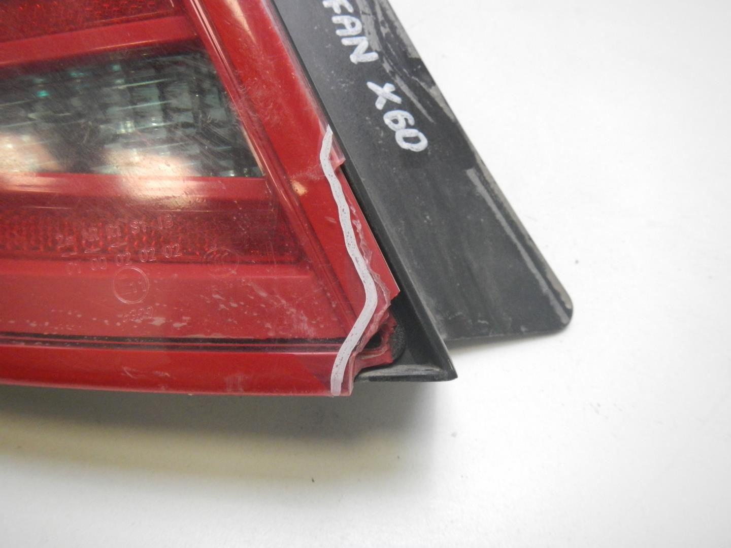 Фонарь задний левый