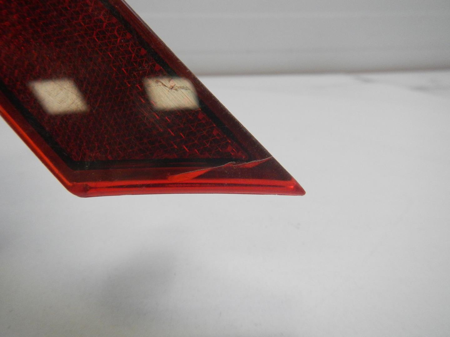 Отражатель в бампер задний правый