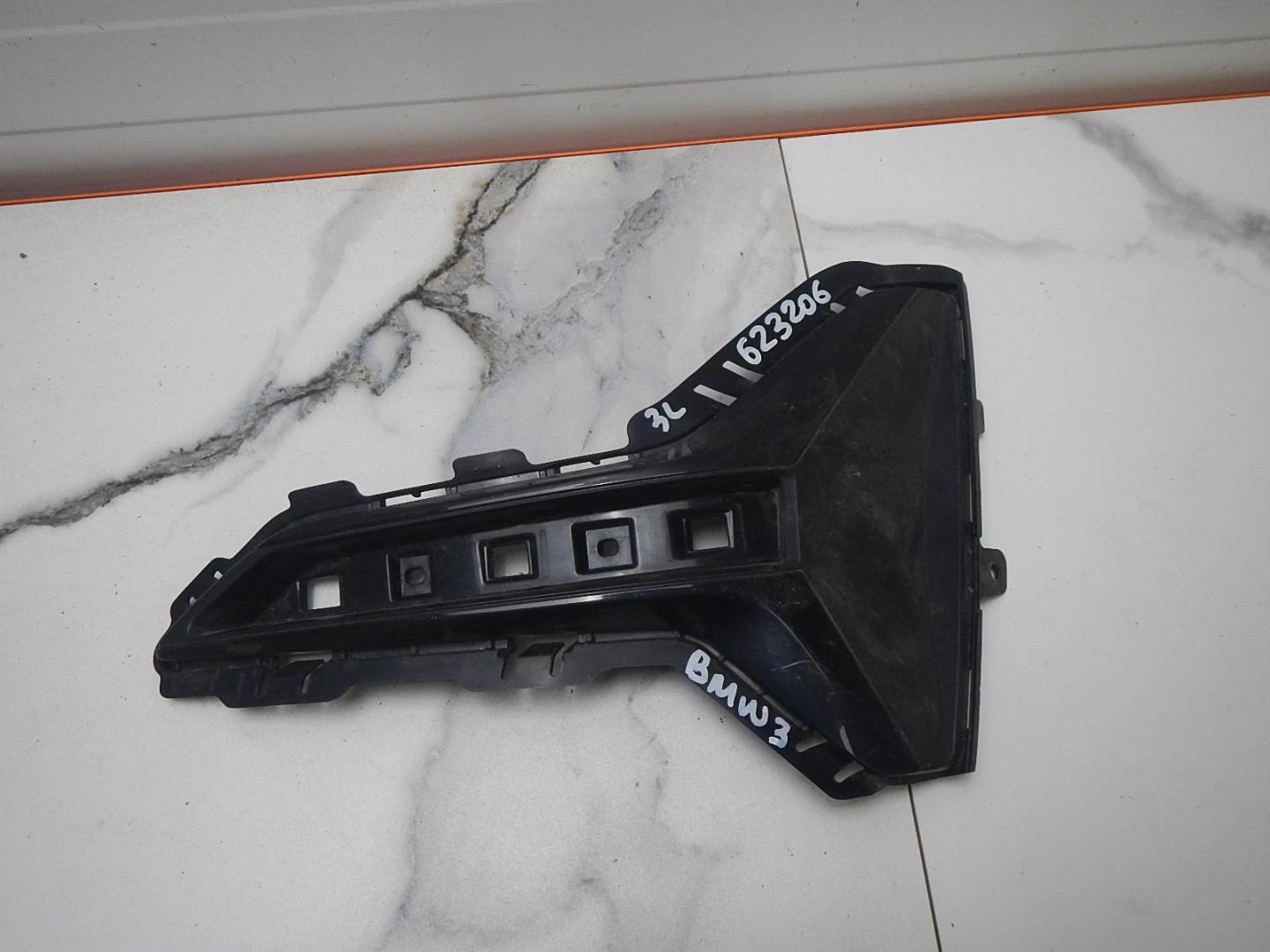 Накладка заднего бампера левая