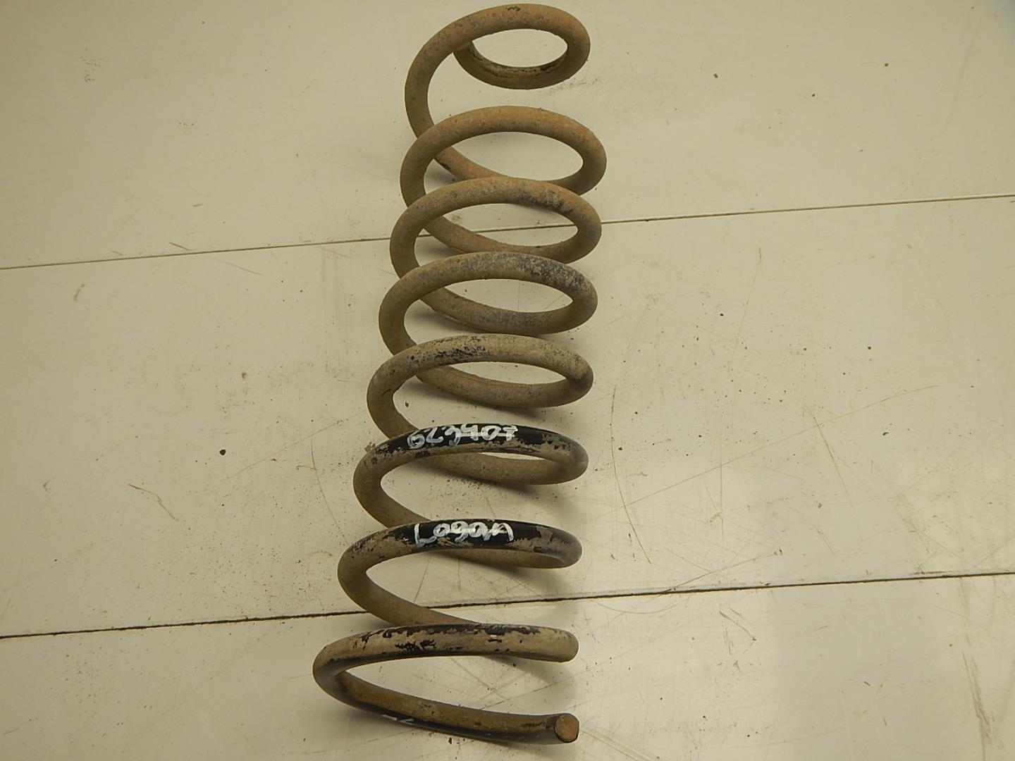 Пружина задняя