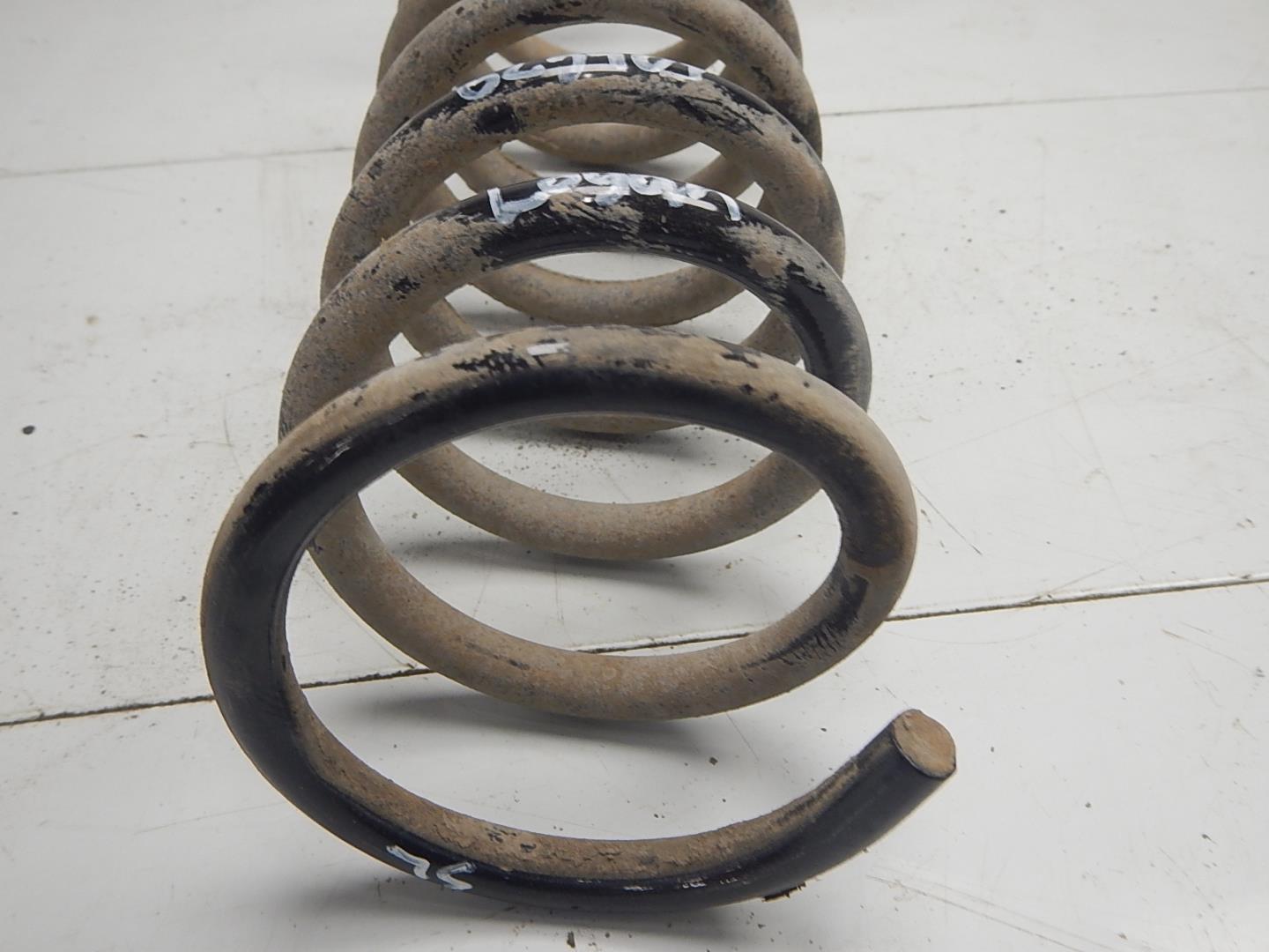 Пружина задняя