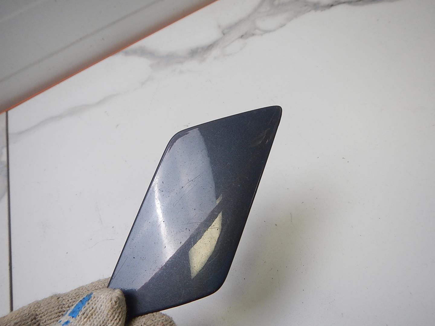 Крышка форсунки омывателя фар