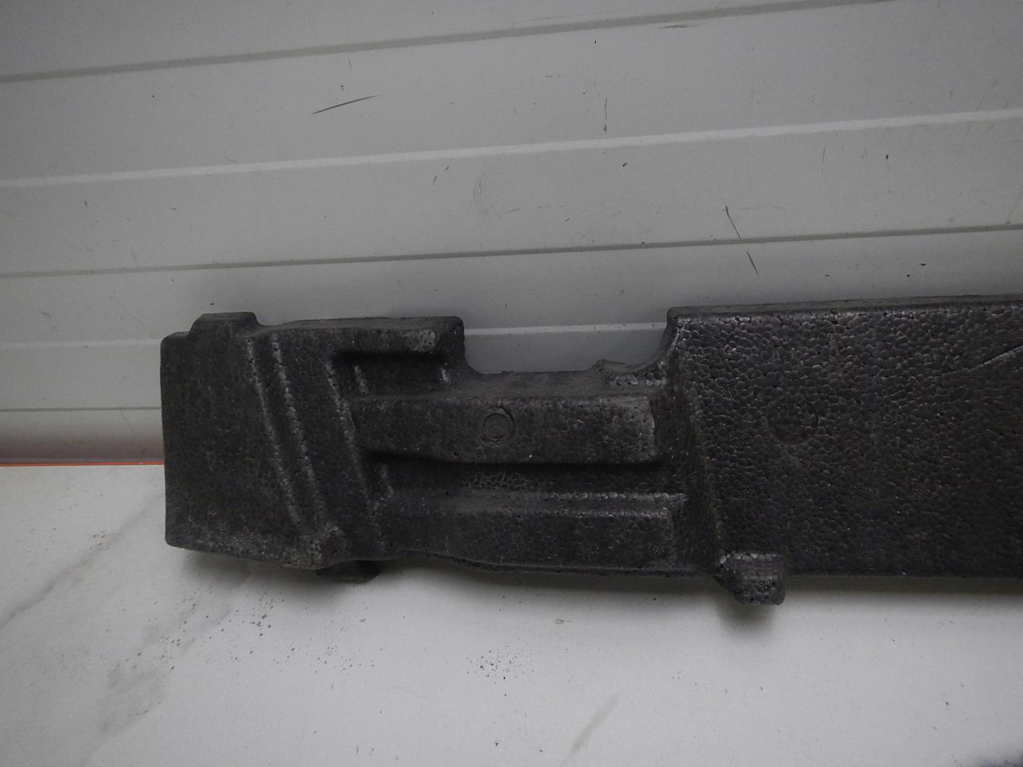 Наполнитель переднего бампера