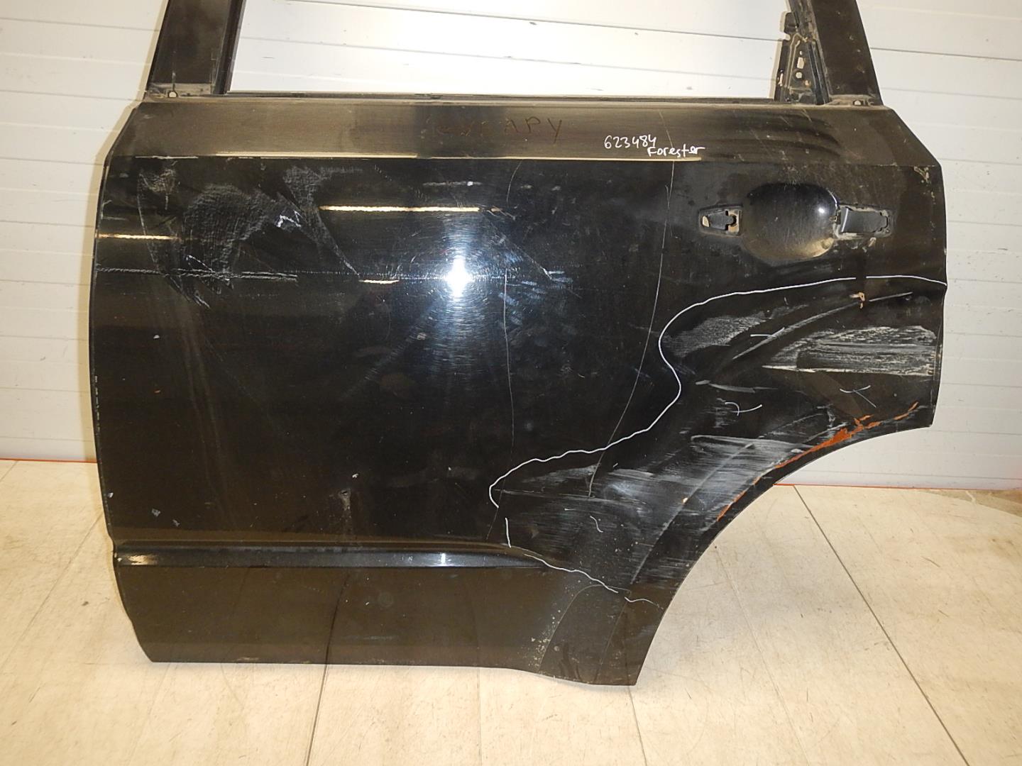 Дверь задняя левая