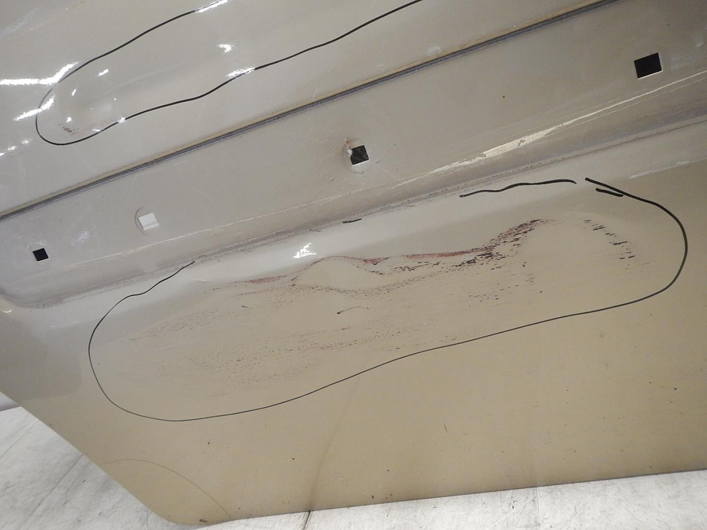 Дверь задняя правая