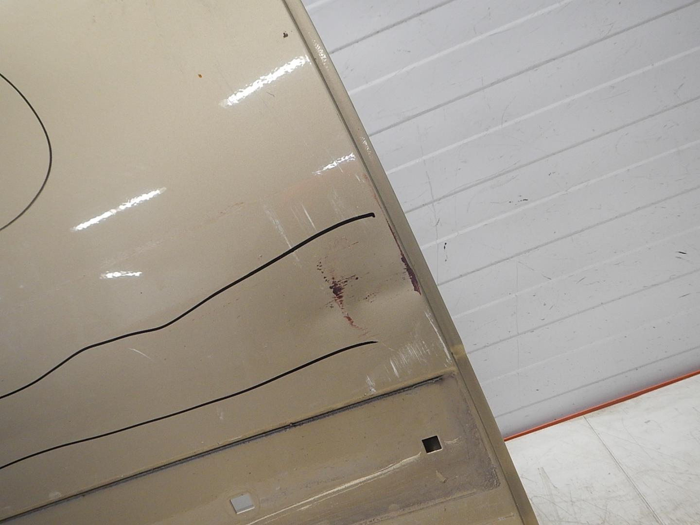 Дверь задняя правая