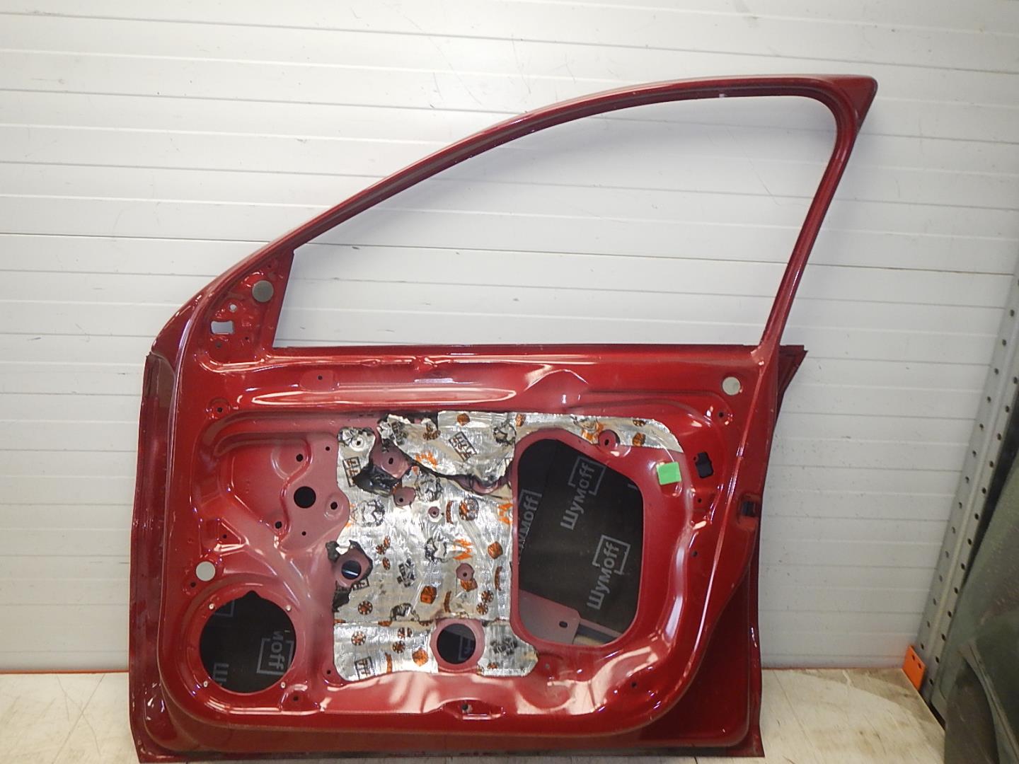 Дверь передняя правая