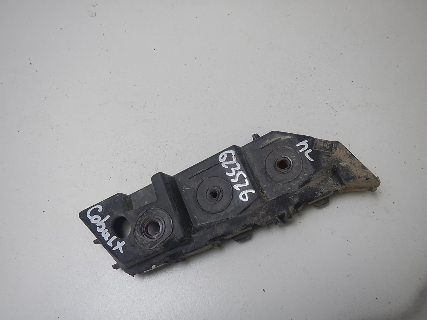 Кронштейн крепления крыла