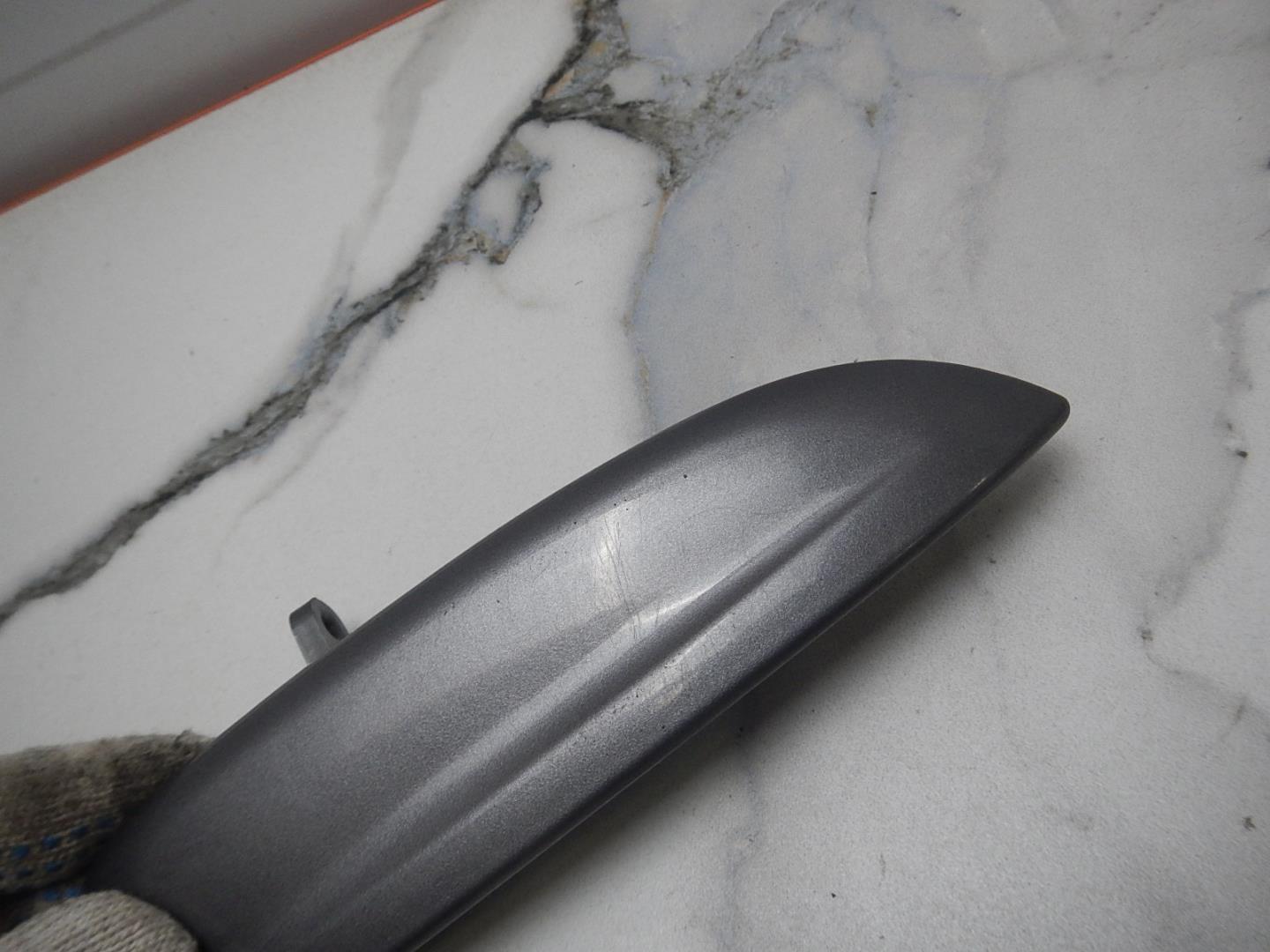 Ручка двери передней наружная правая