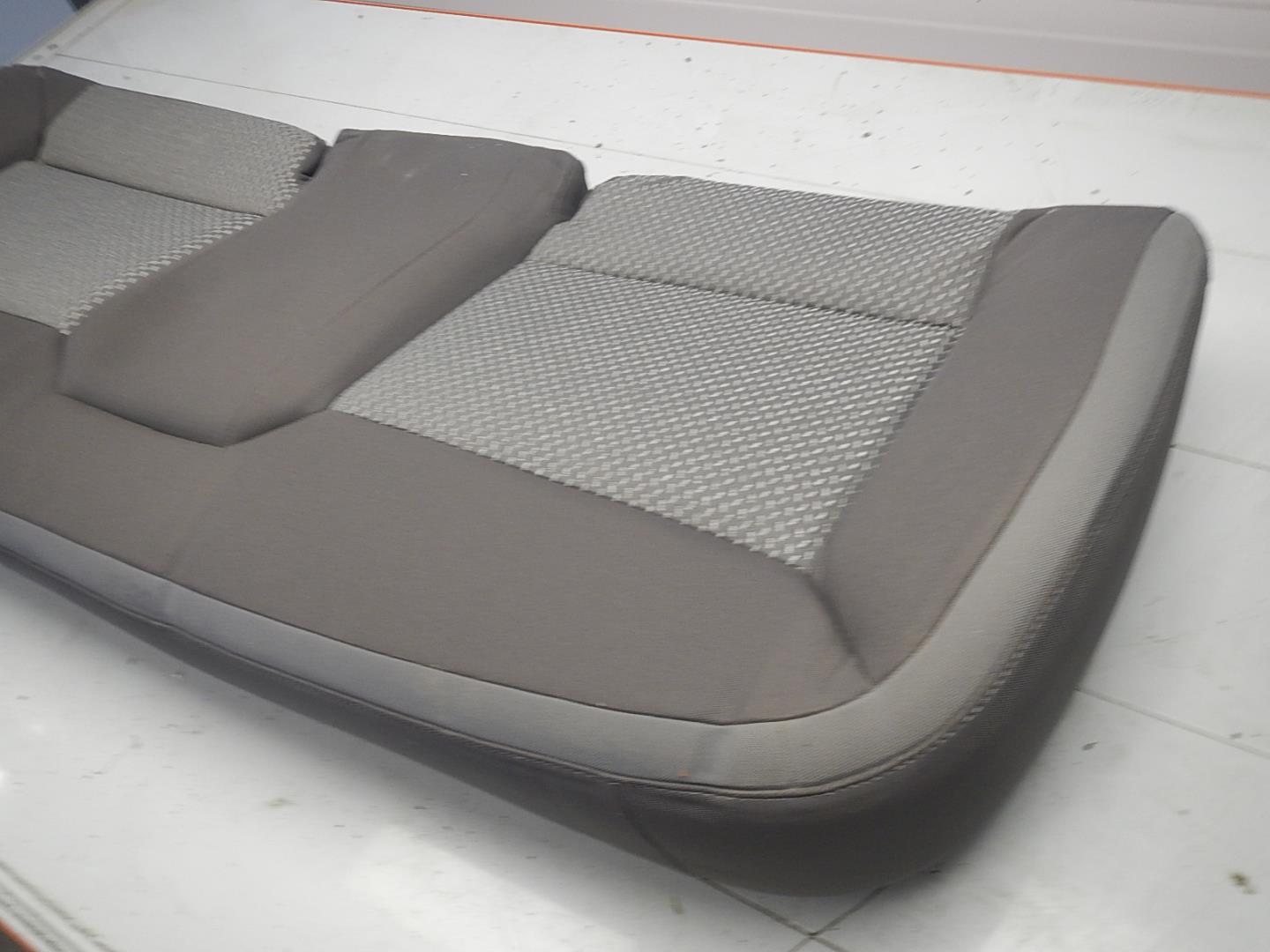 Сиденье салонное