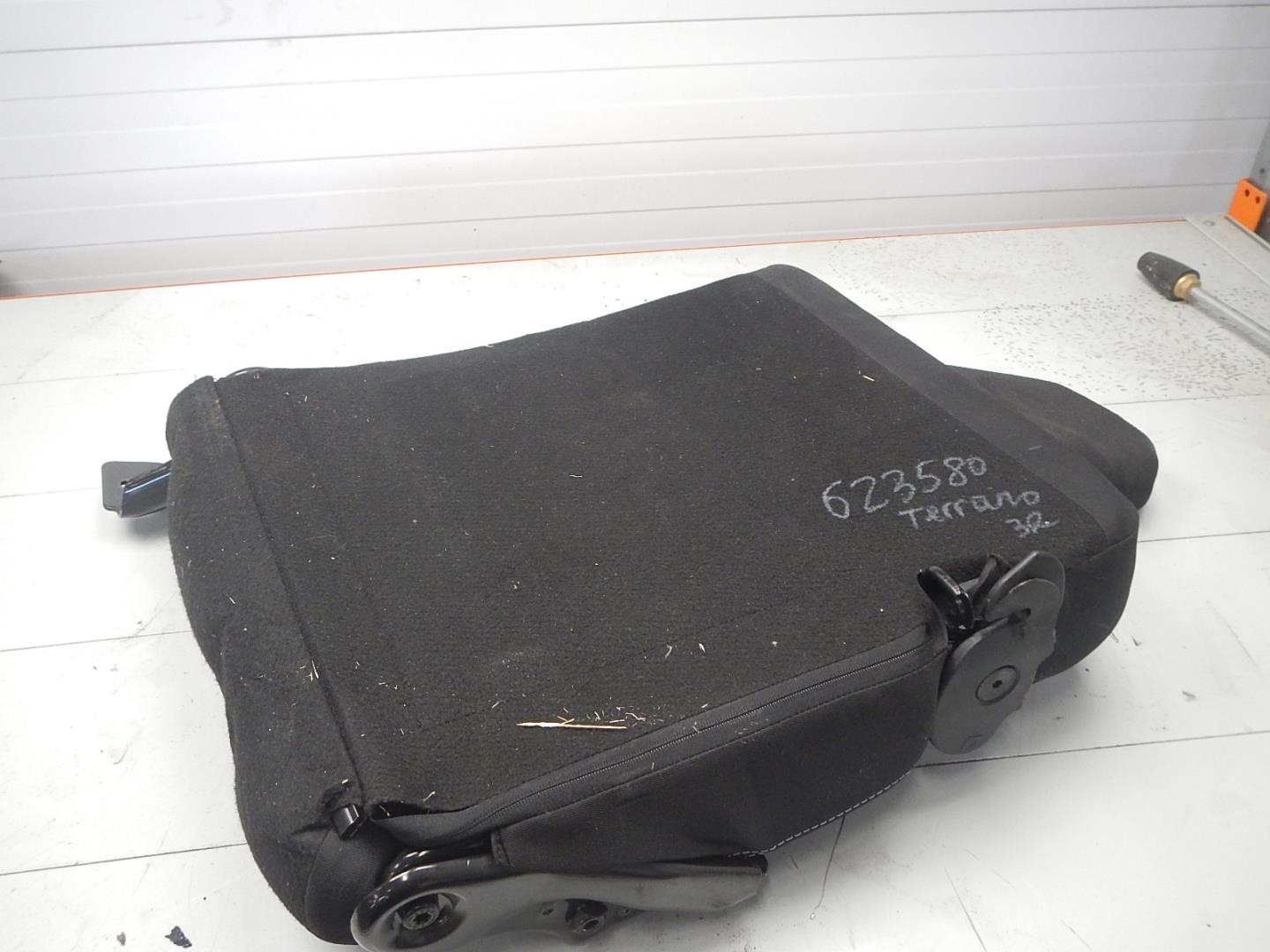 Спинка сидения