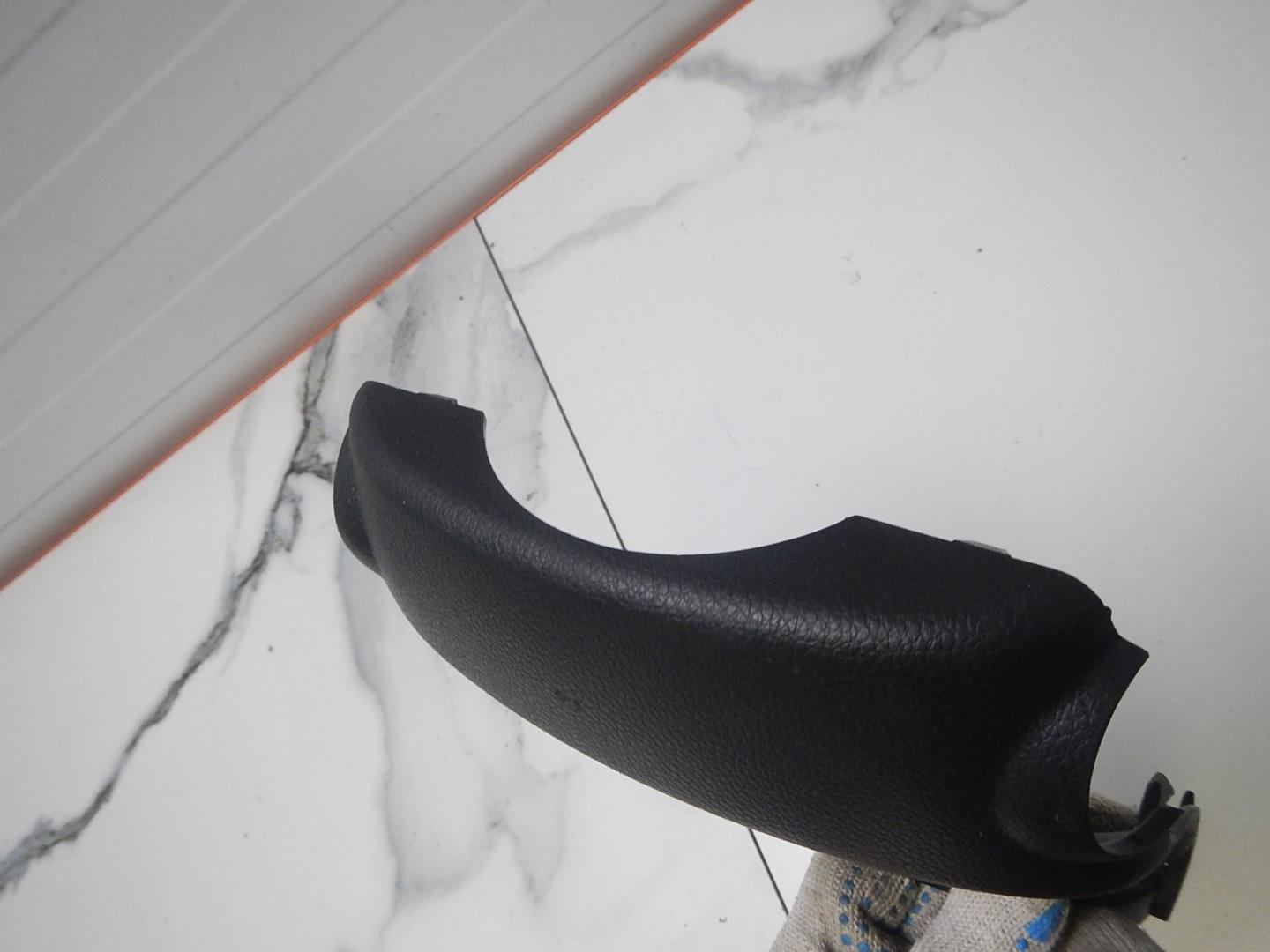 Кожух рулевой колонки