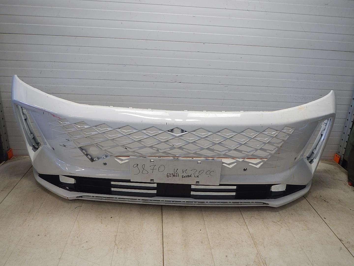 Бампер передний