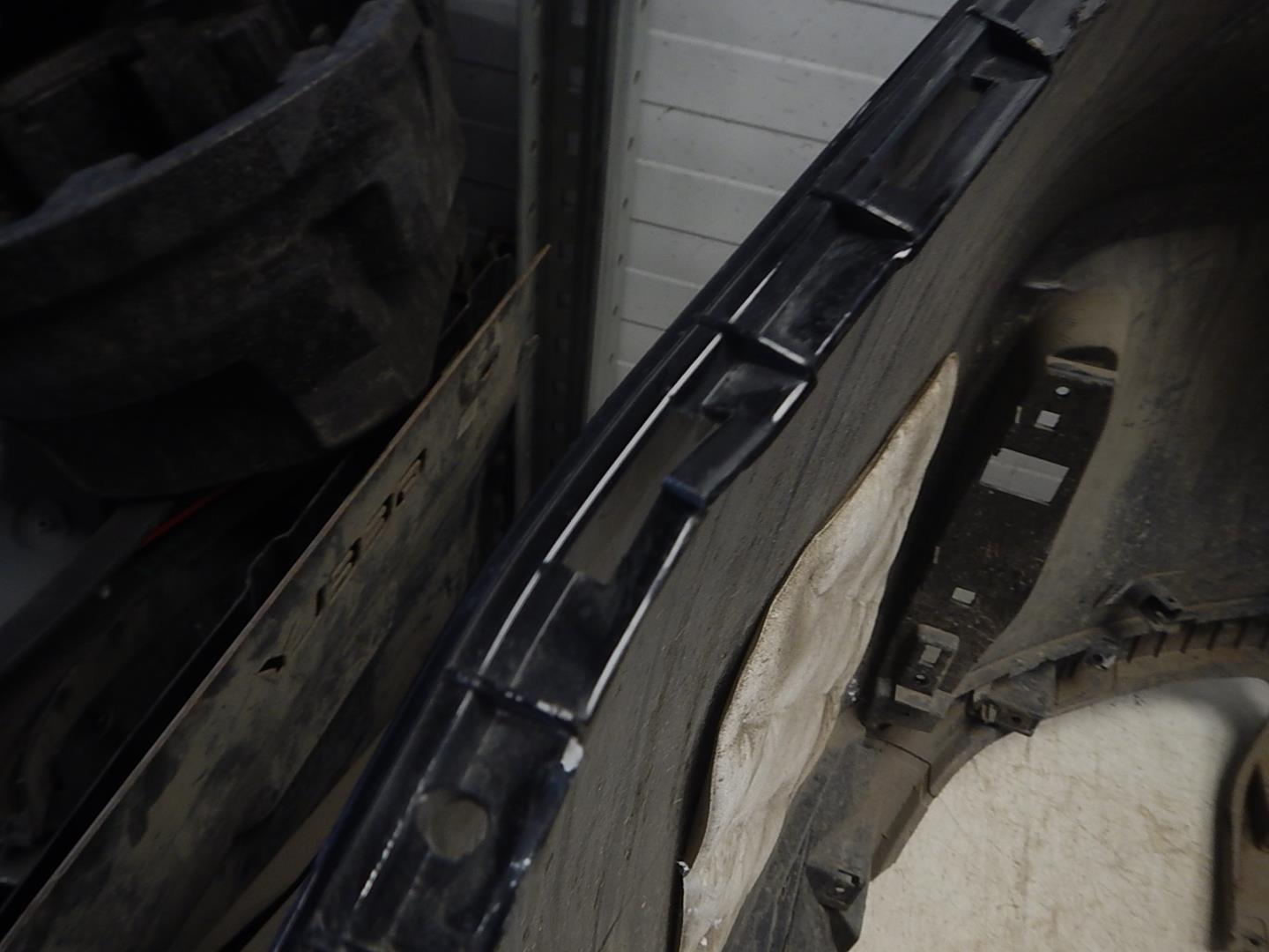 Бампер задний