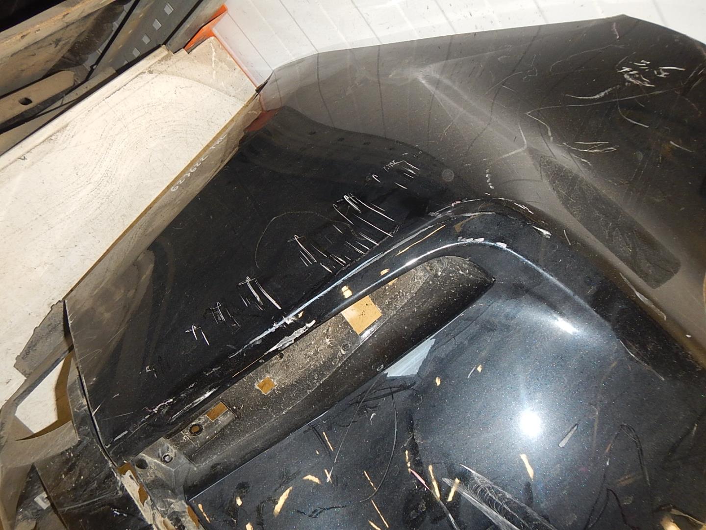 Бампер задний