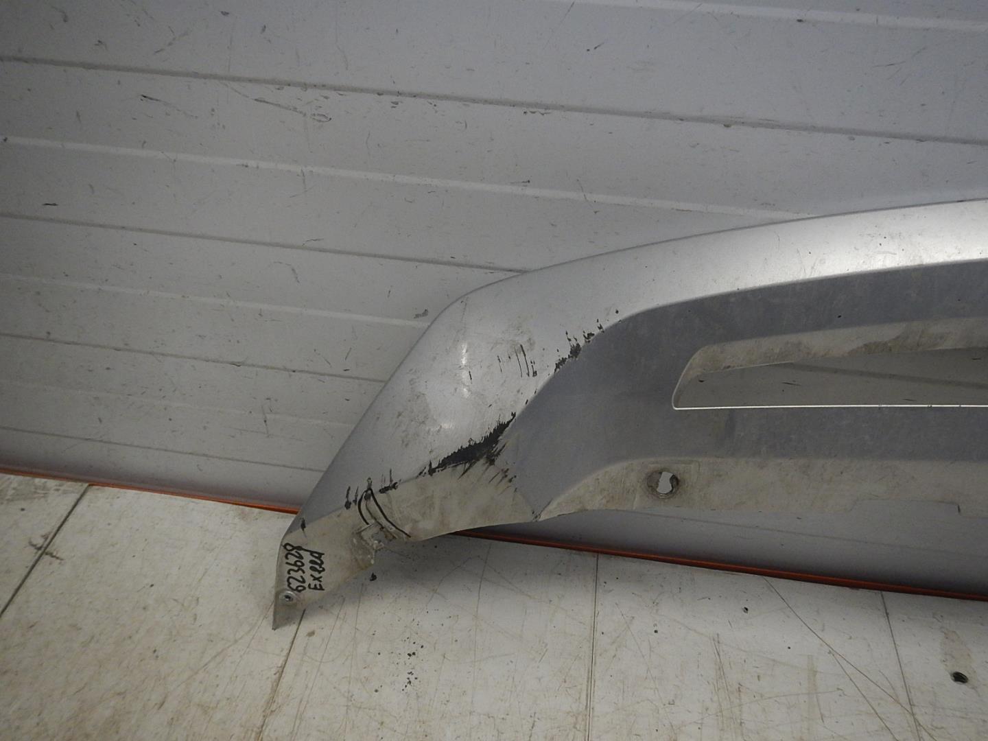 Накладка переднего бампера