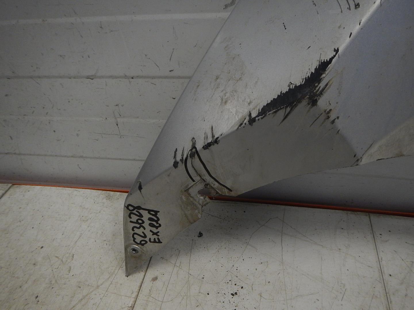 Накладка переднего бампера