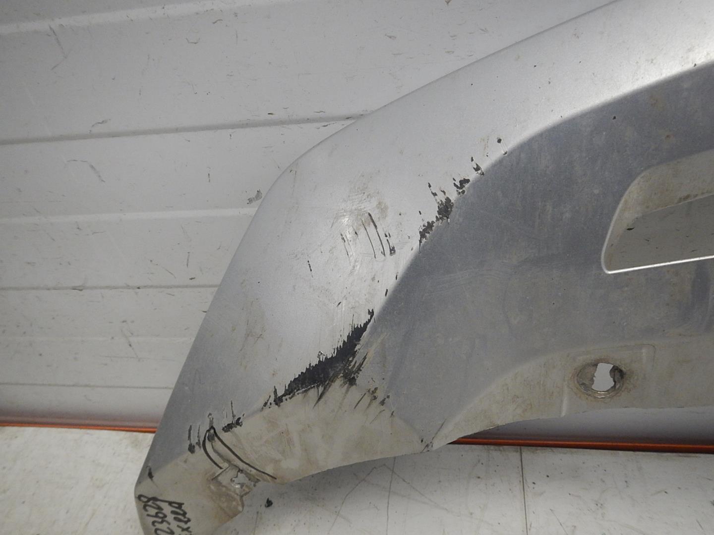 Накладка переднего бампера