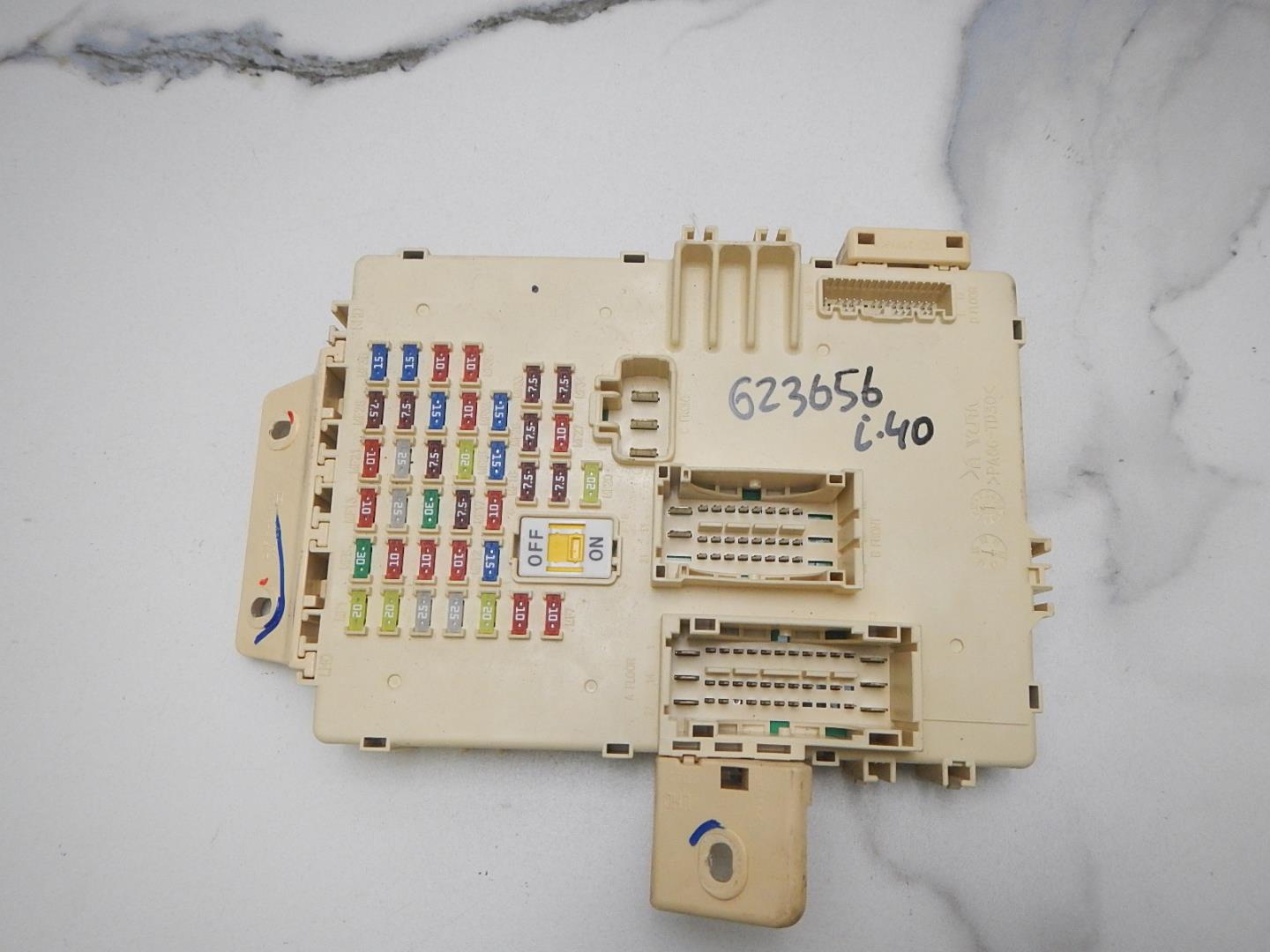 Блок предохранителей