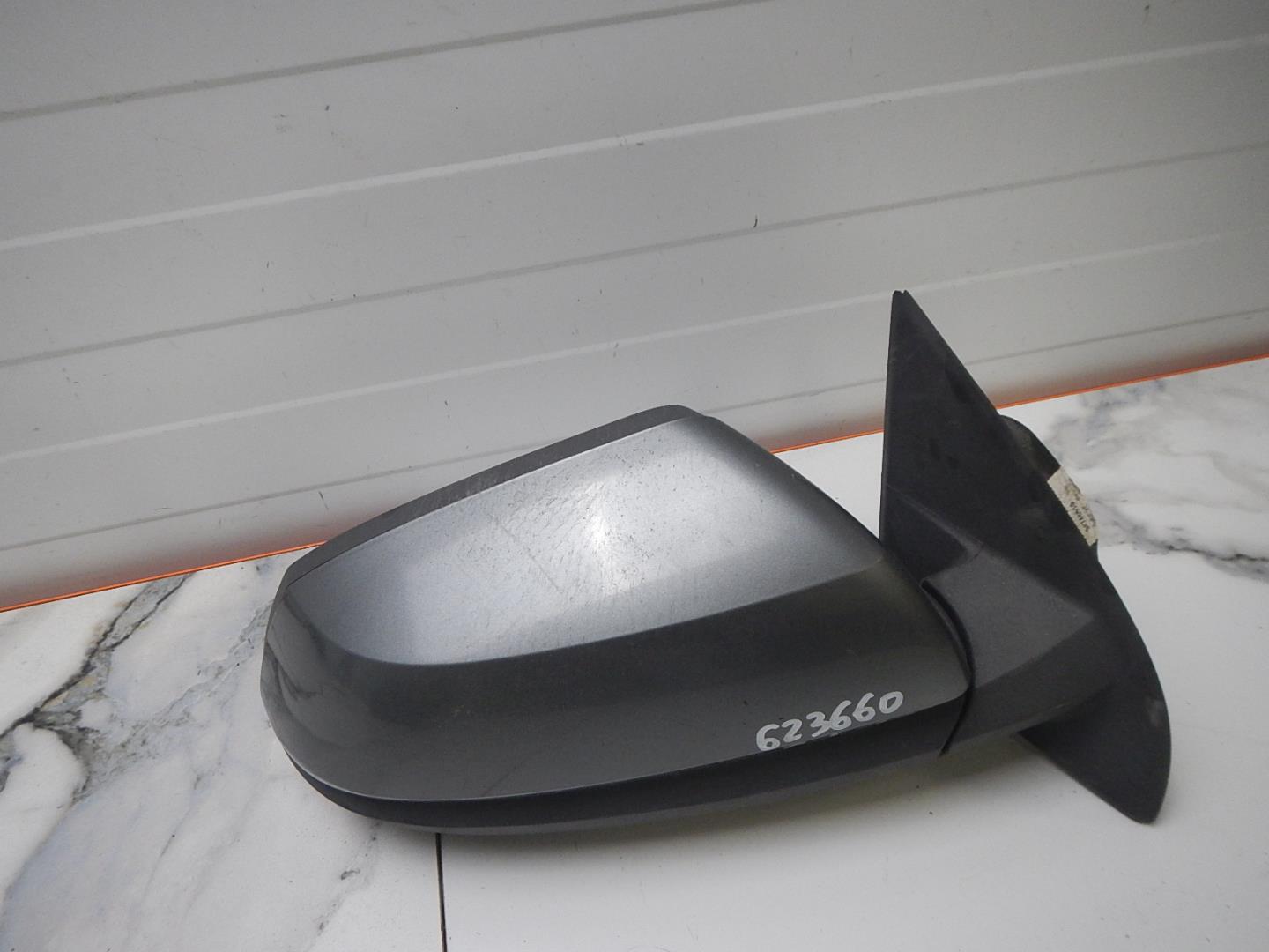 Зеркало правое электрическое