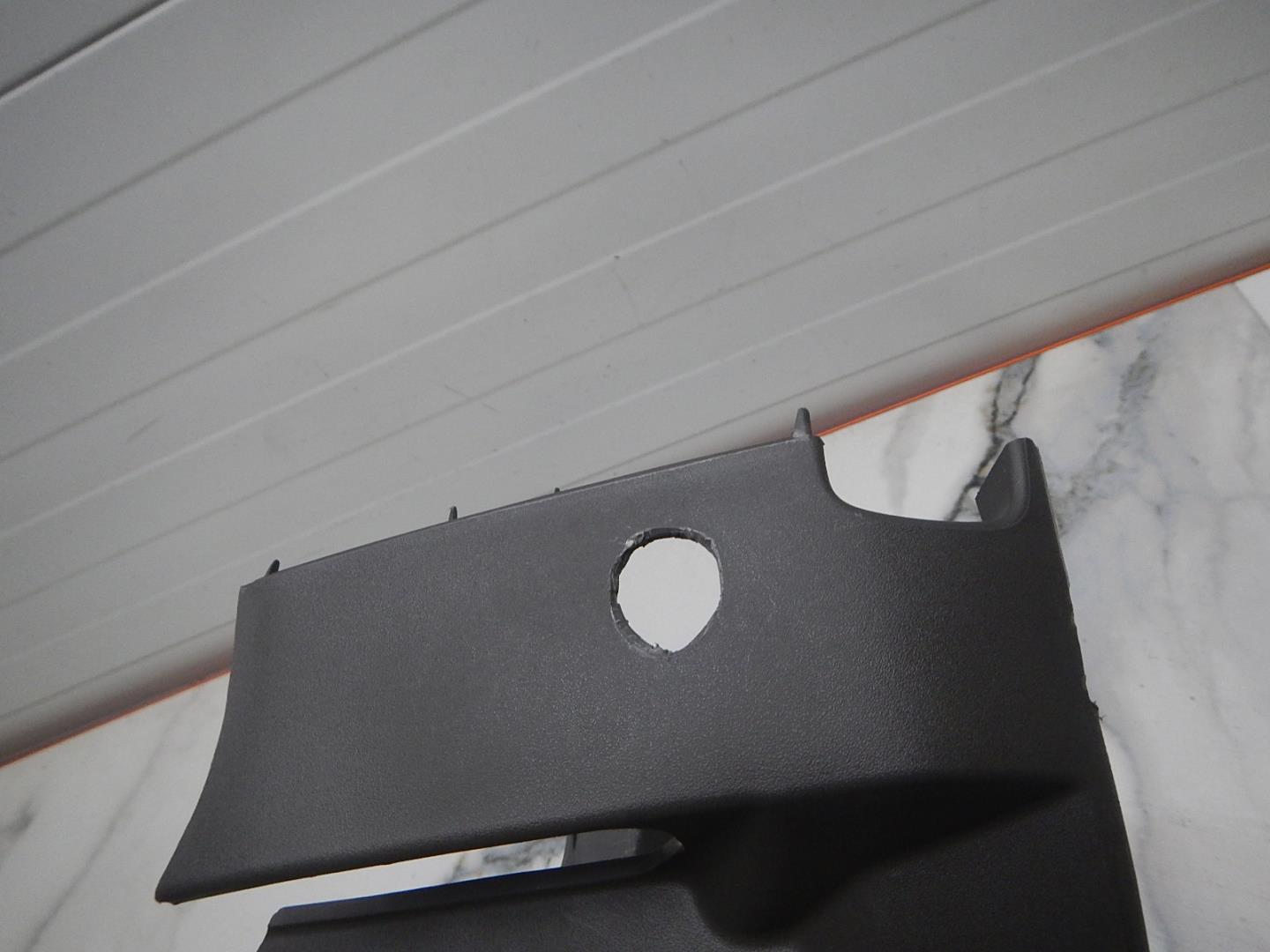 Кожух рулевой колонки