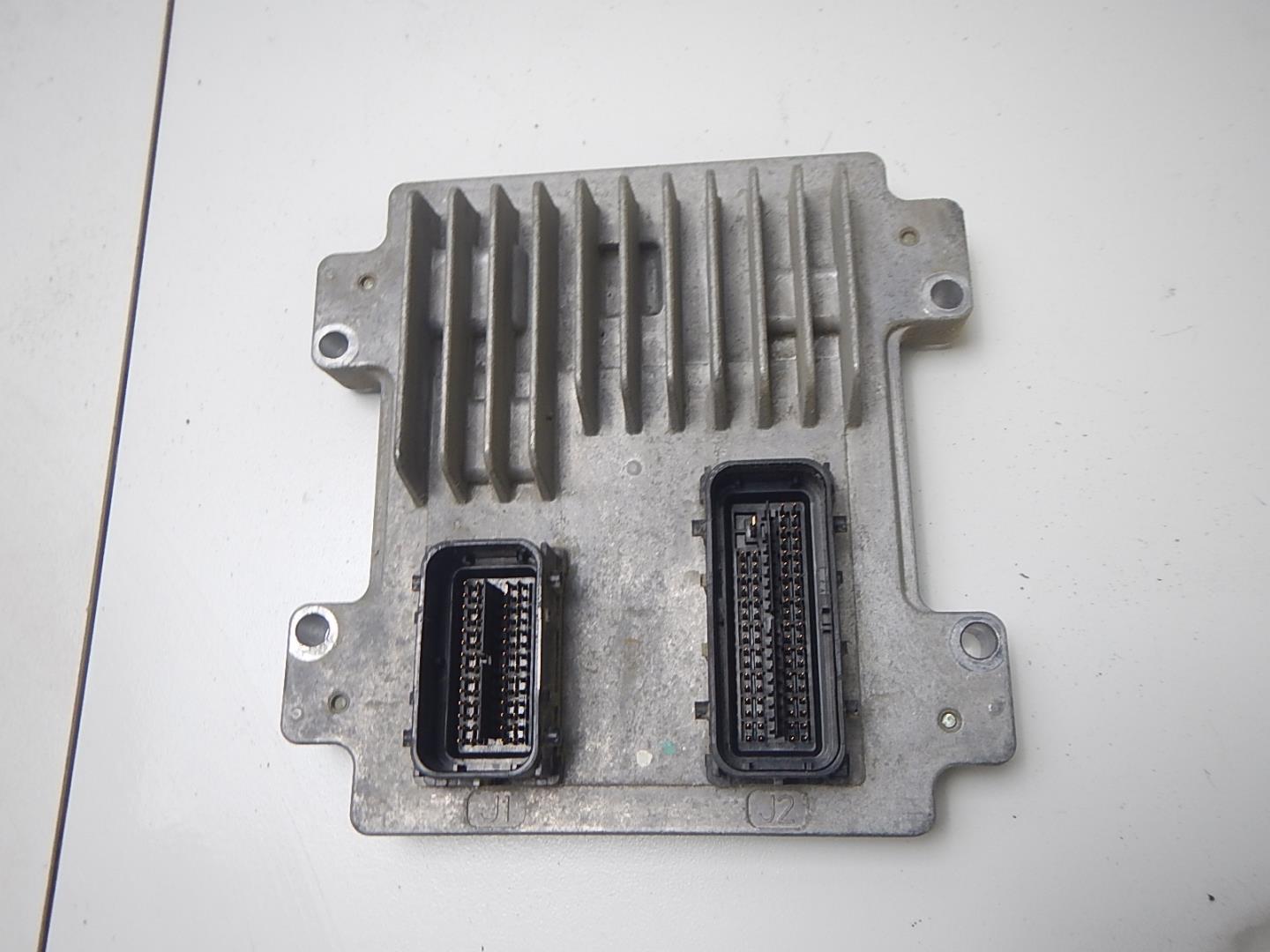 Блок управления двигателем